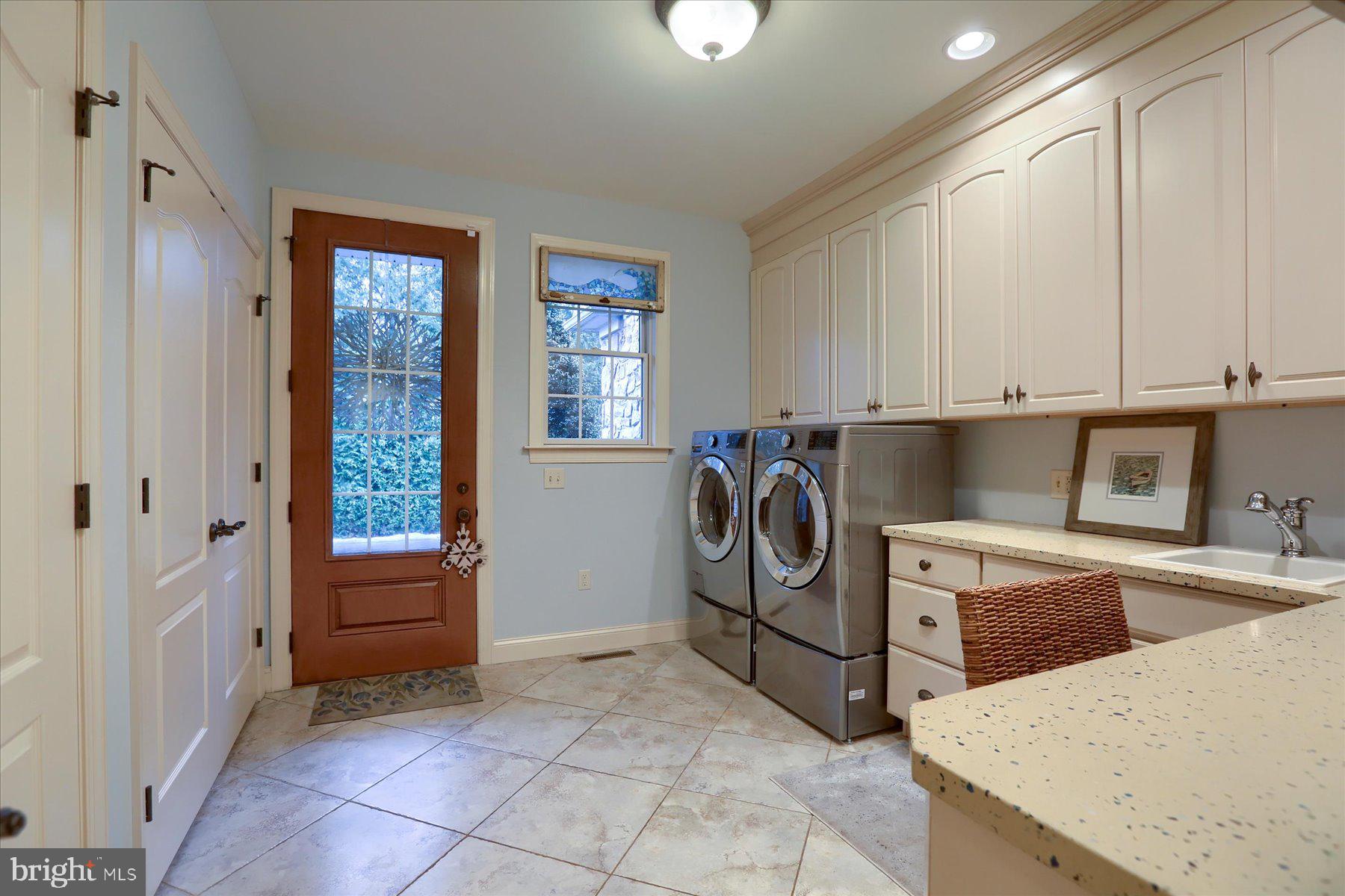 WENTWORTH ESTATES - Residential