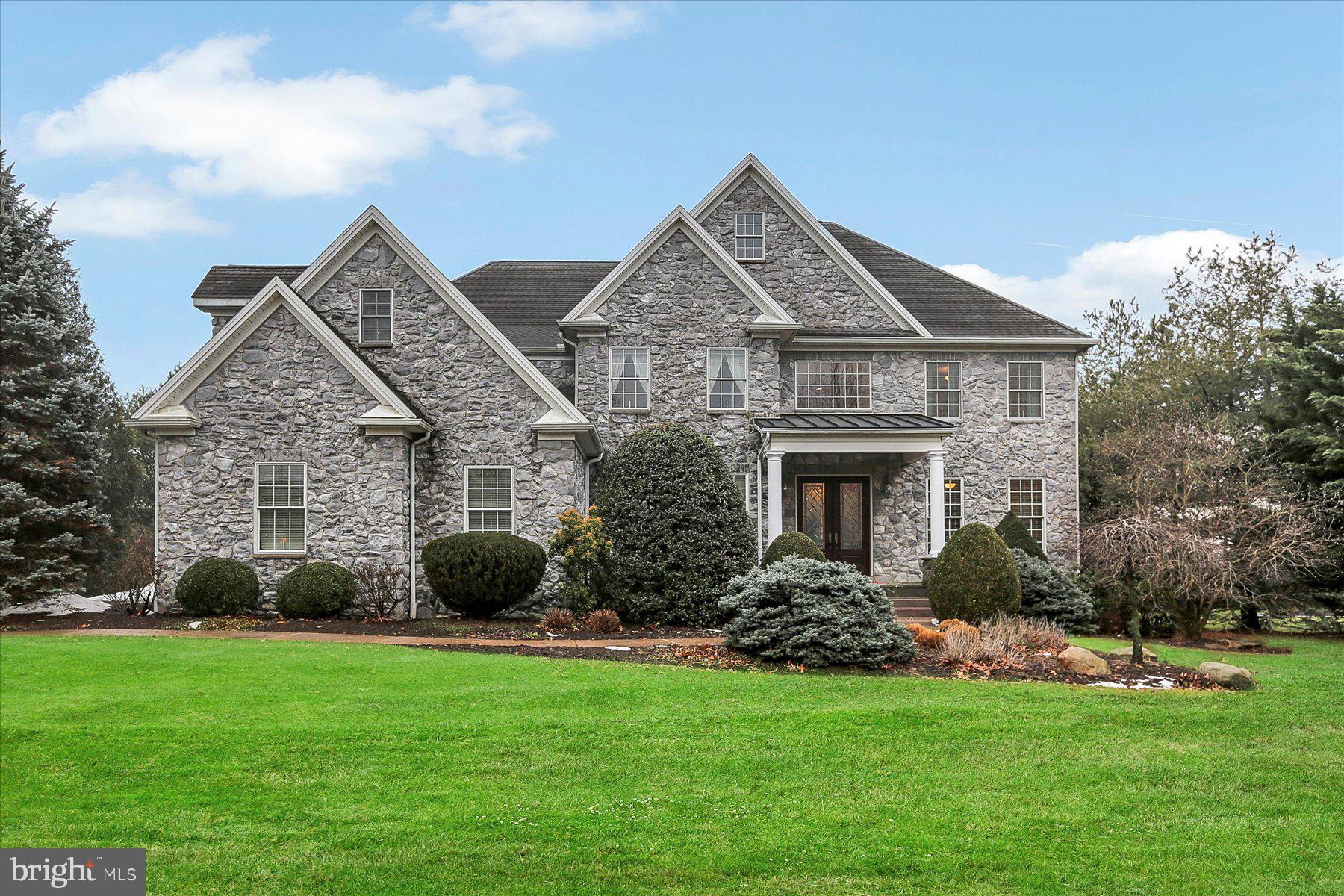 WENTWORTH ESTATES - Residential