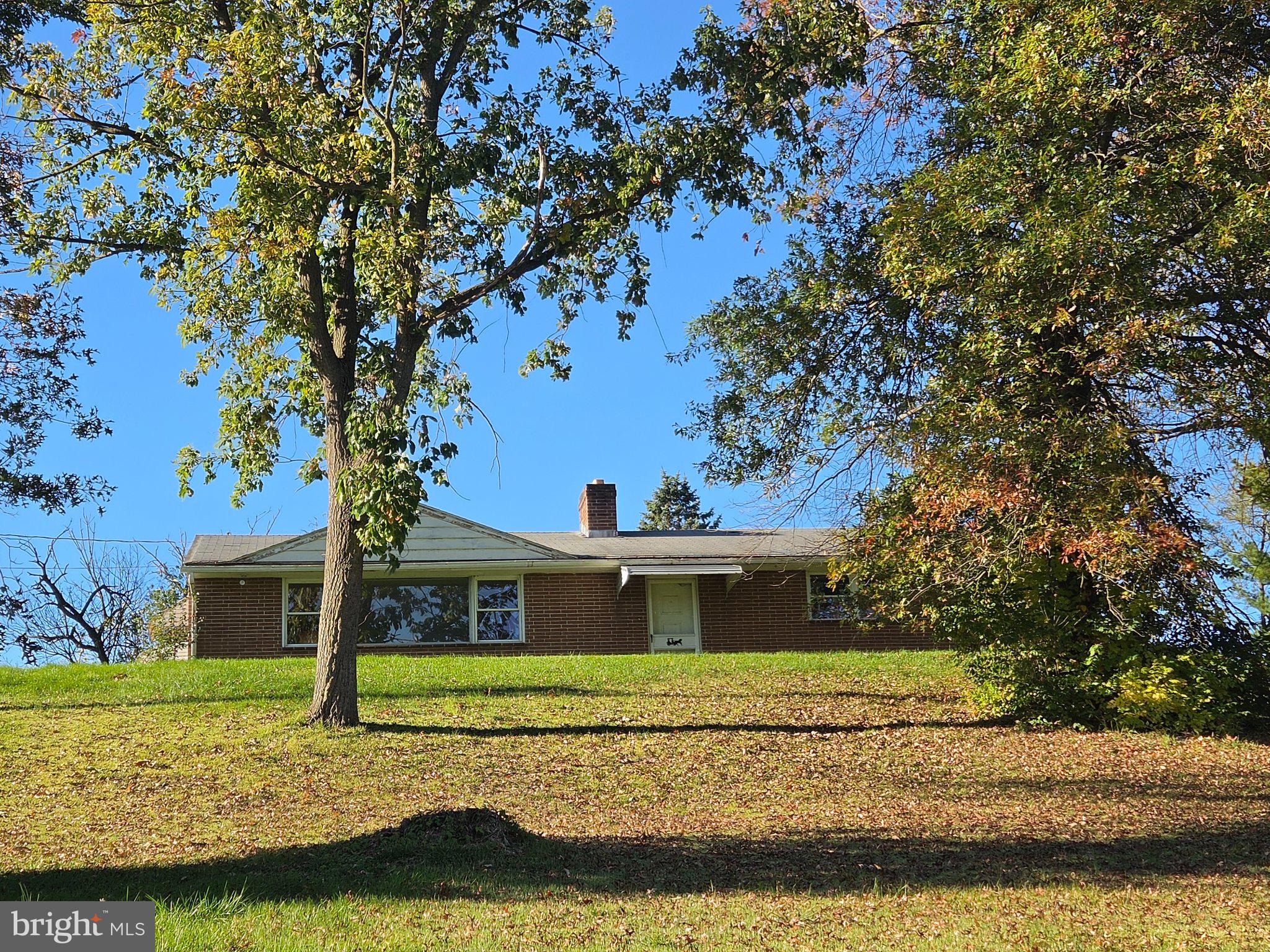 835 BAIRS ROAD