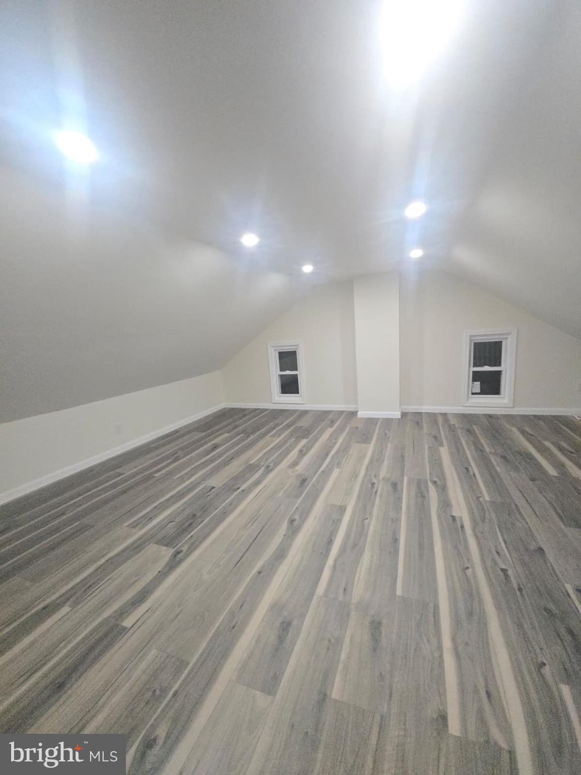 MOHNTON - Residential