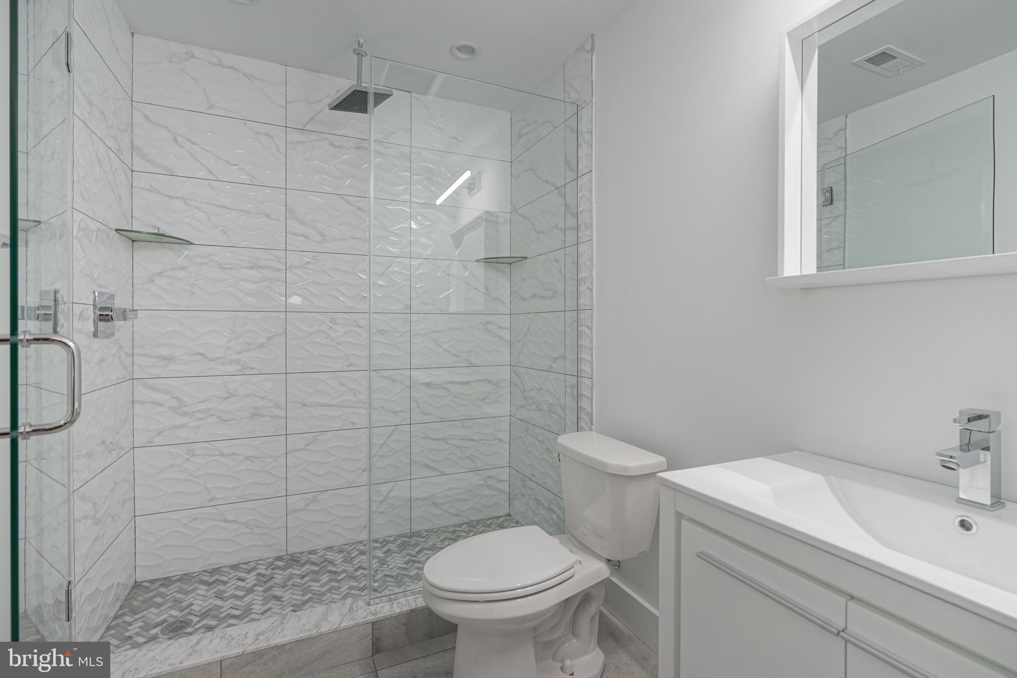 POINT BREEZE - Residential