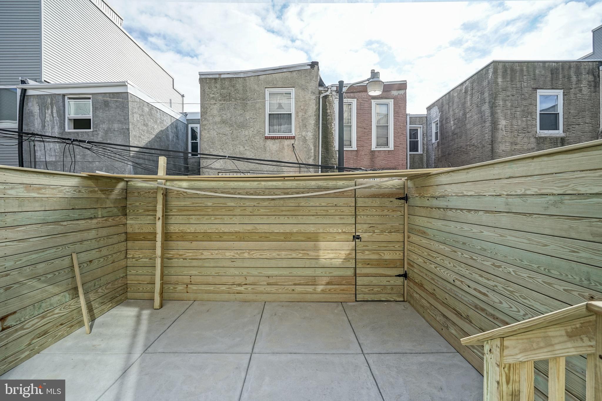 POINT BREEZE - Residential