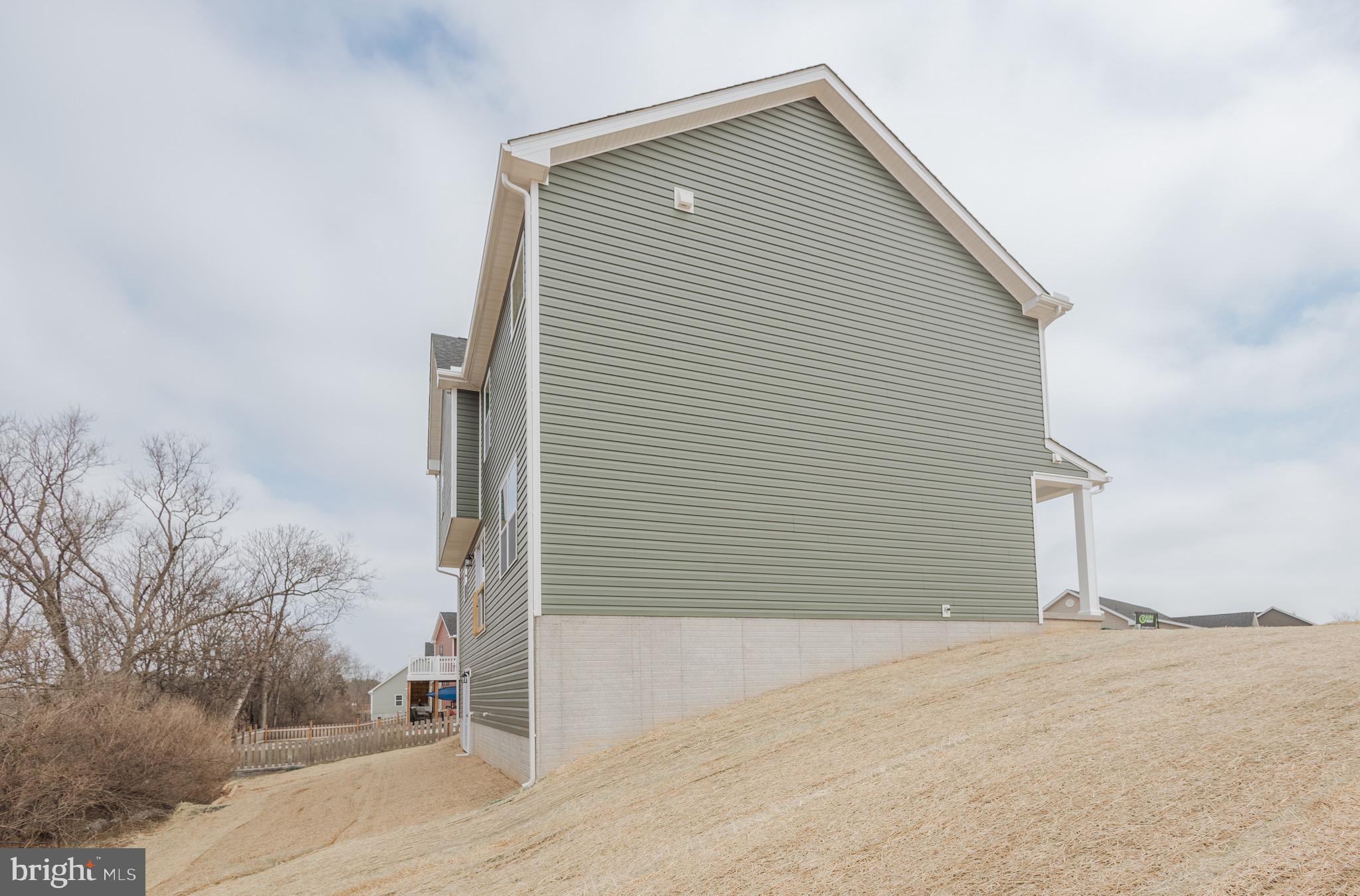 HARVEST GLEN - Residential