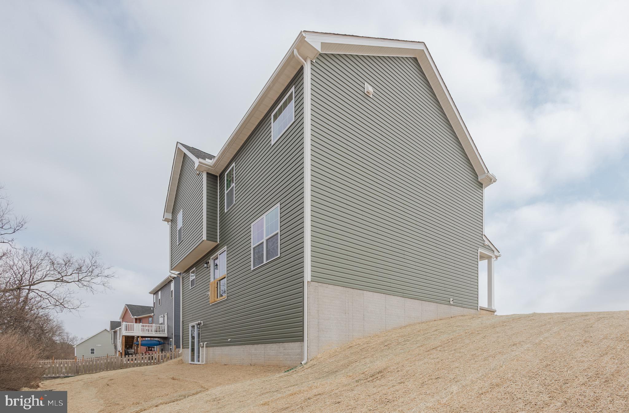 HARVEST GLEN - Residential