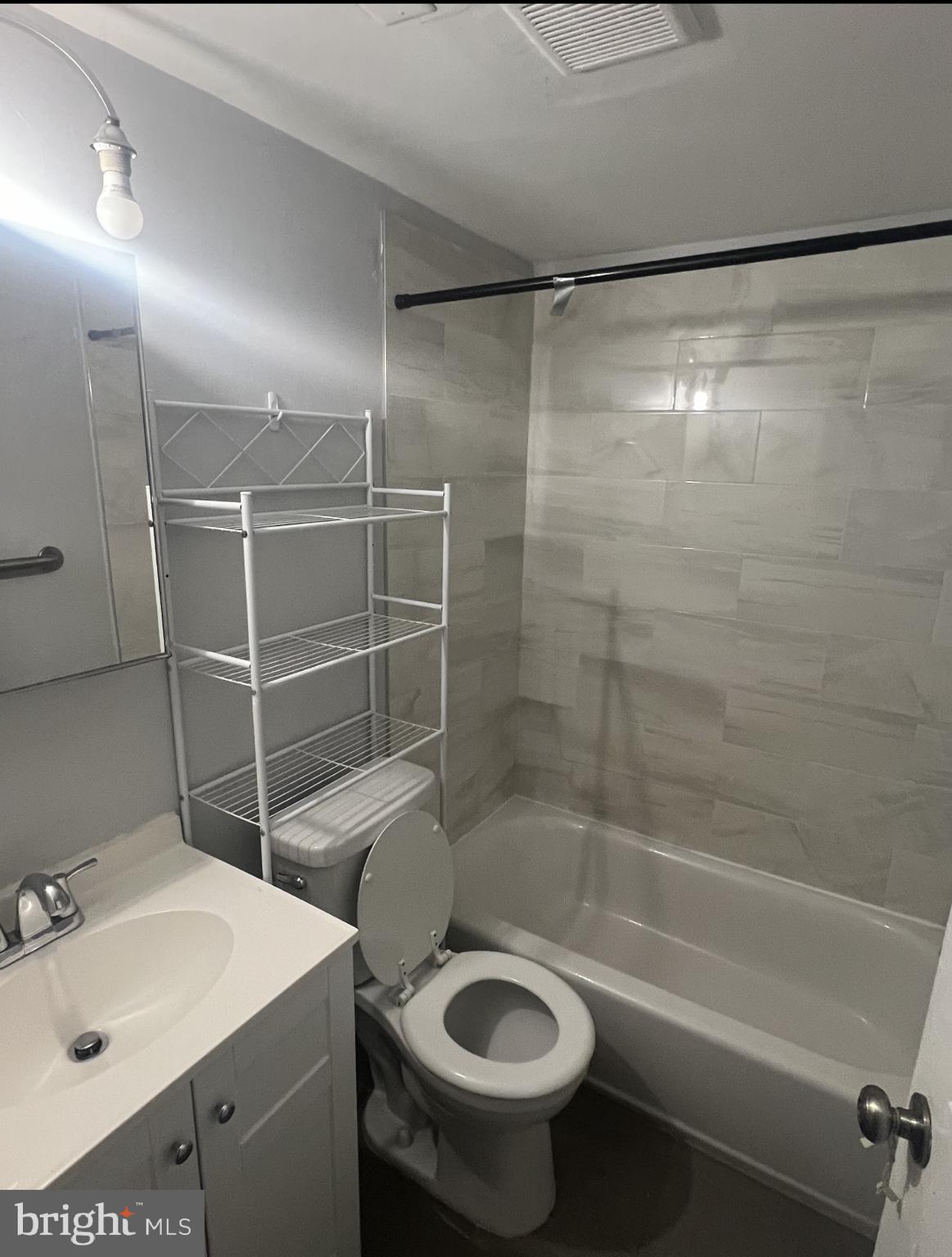 PENNSPORT - Residential Lease