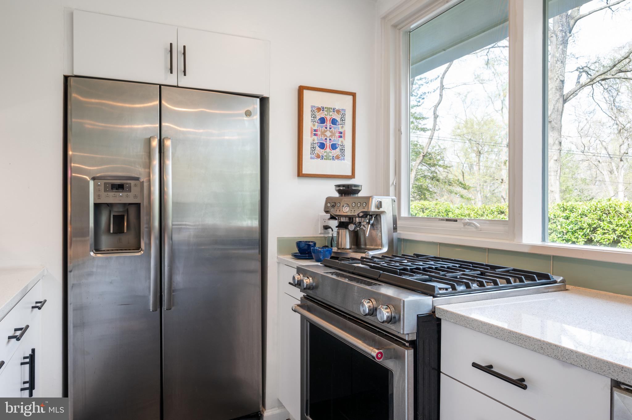 HOLLIN HILLS - Residential