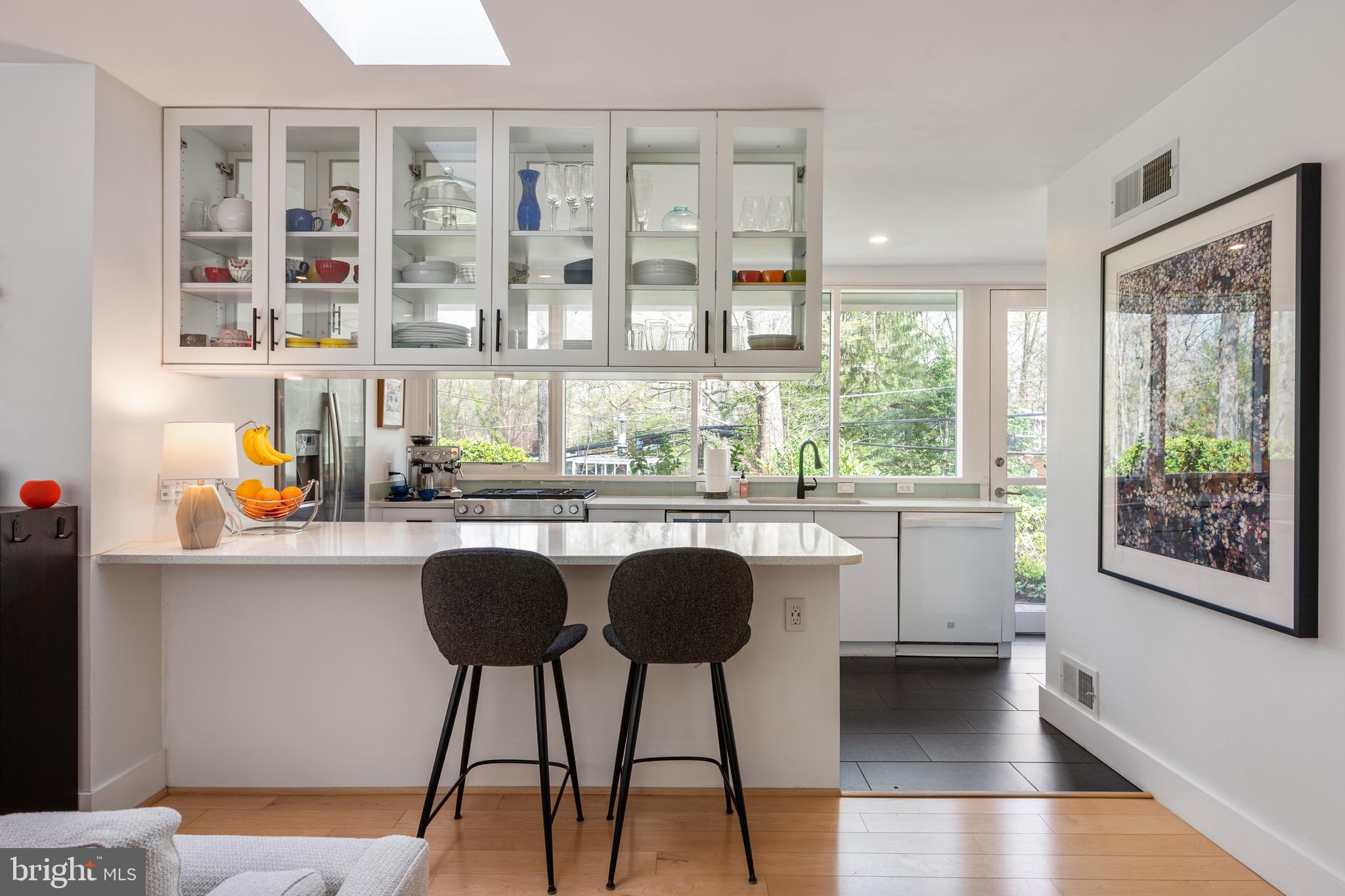 HOLLIN HILLS - Residential