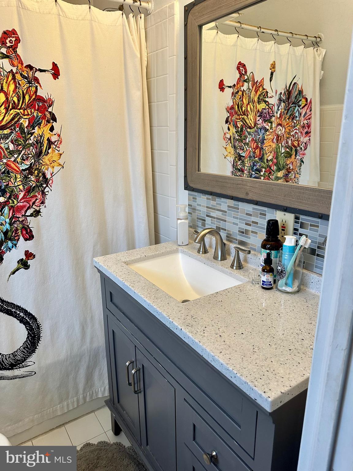 MEDIA - Residential Lease