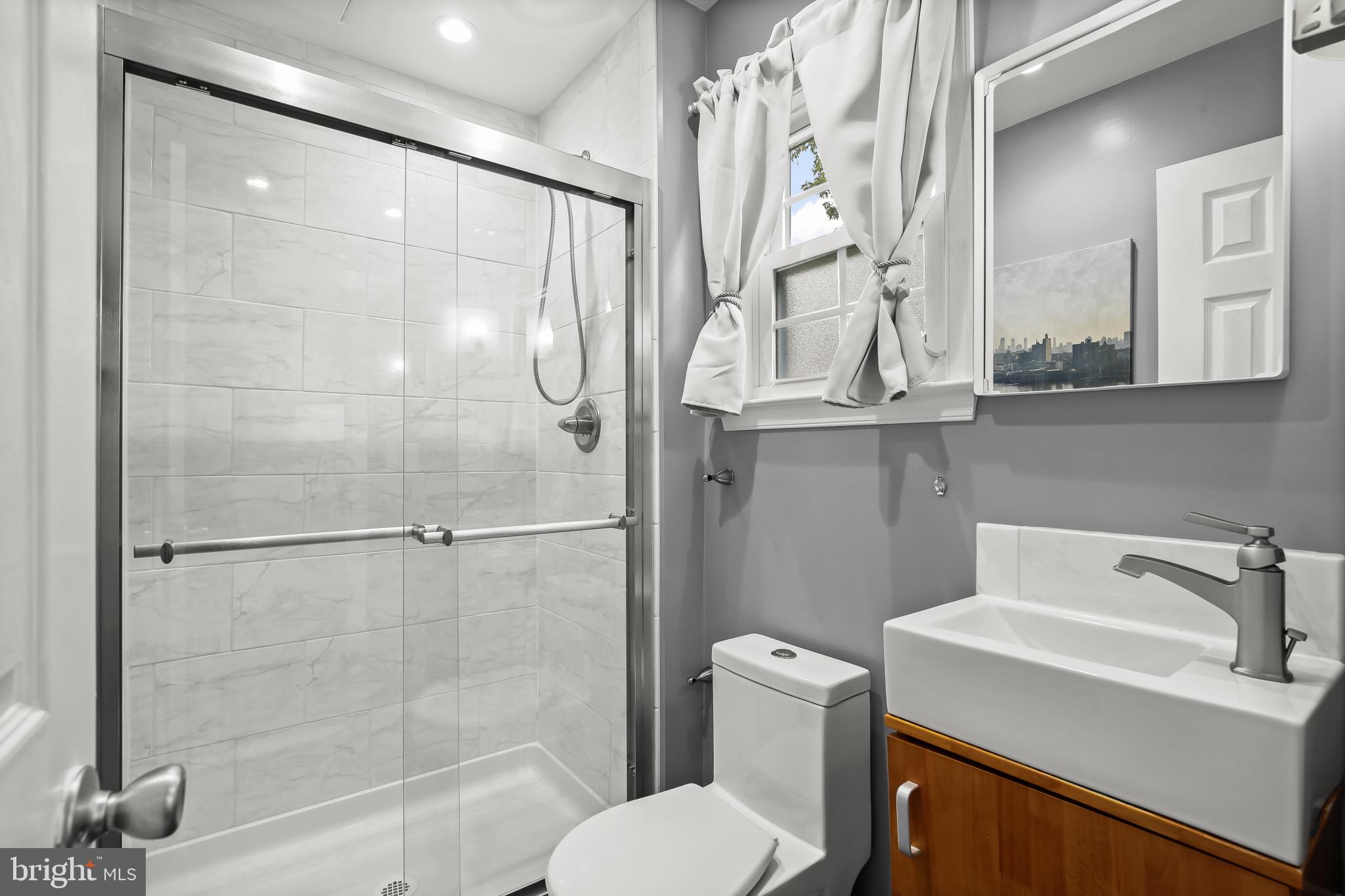 CALVERT HILLS - Residential