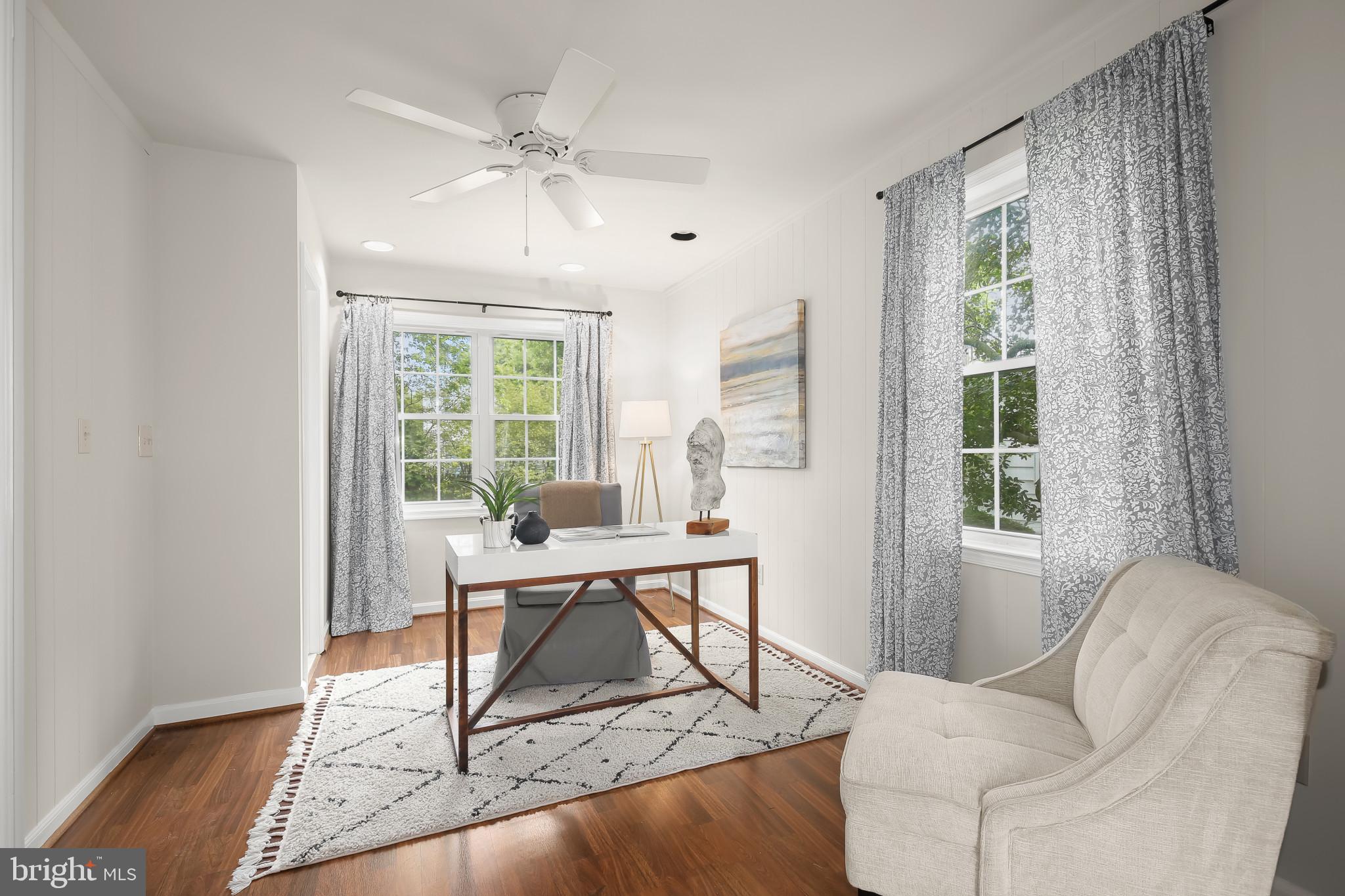 CALVERT HILLS - Residential