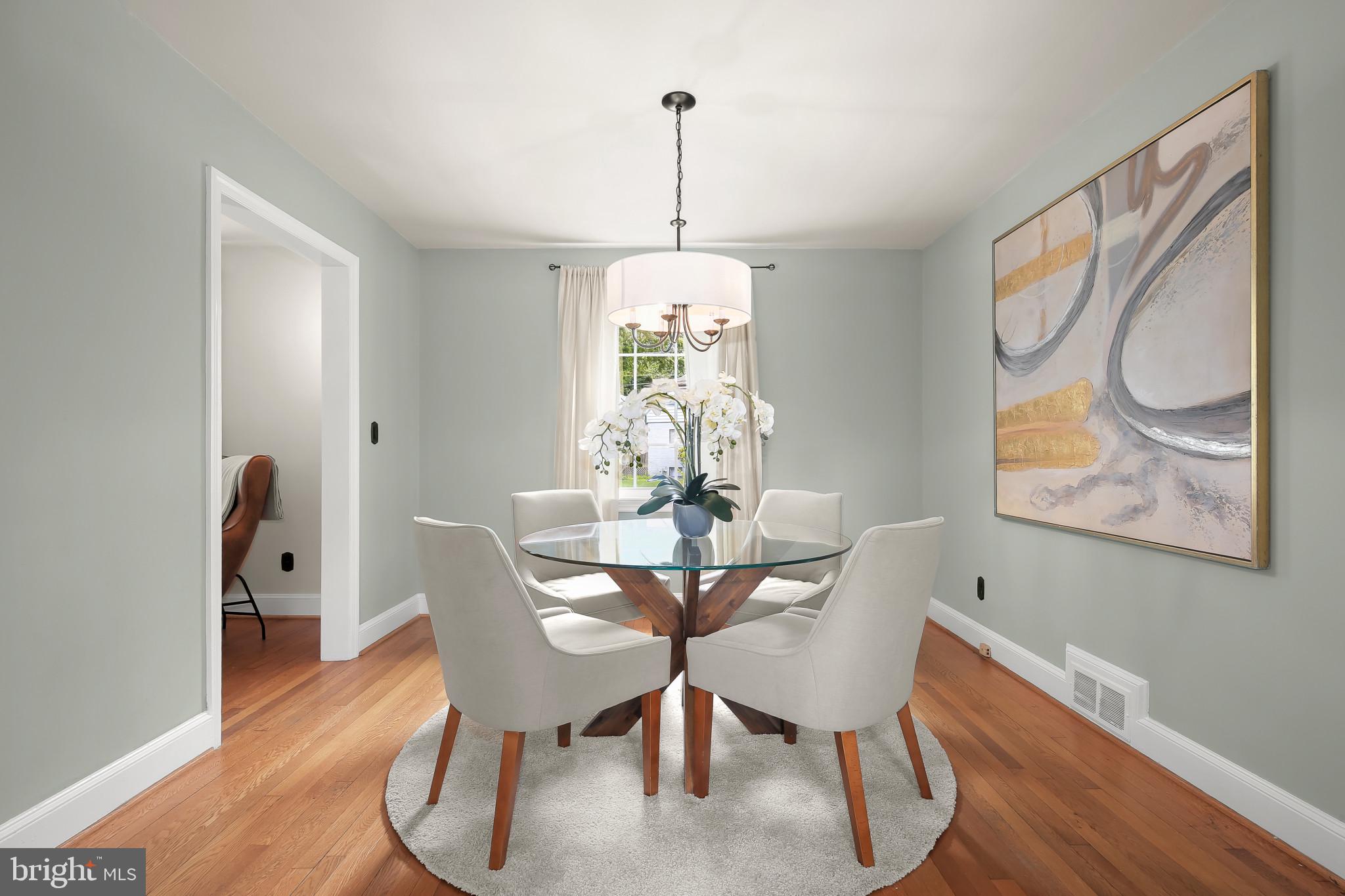 CALVERT HILLS - Residential