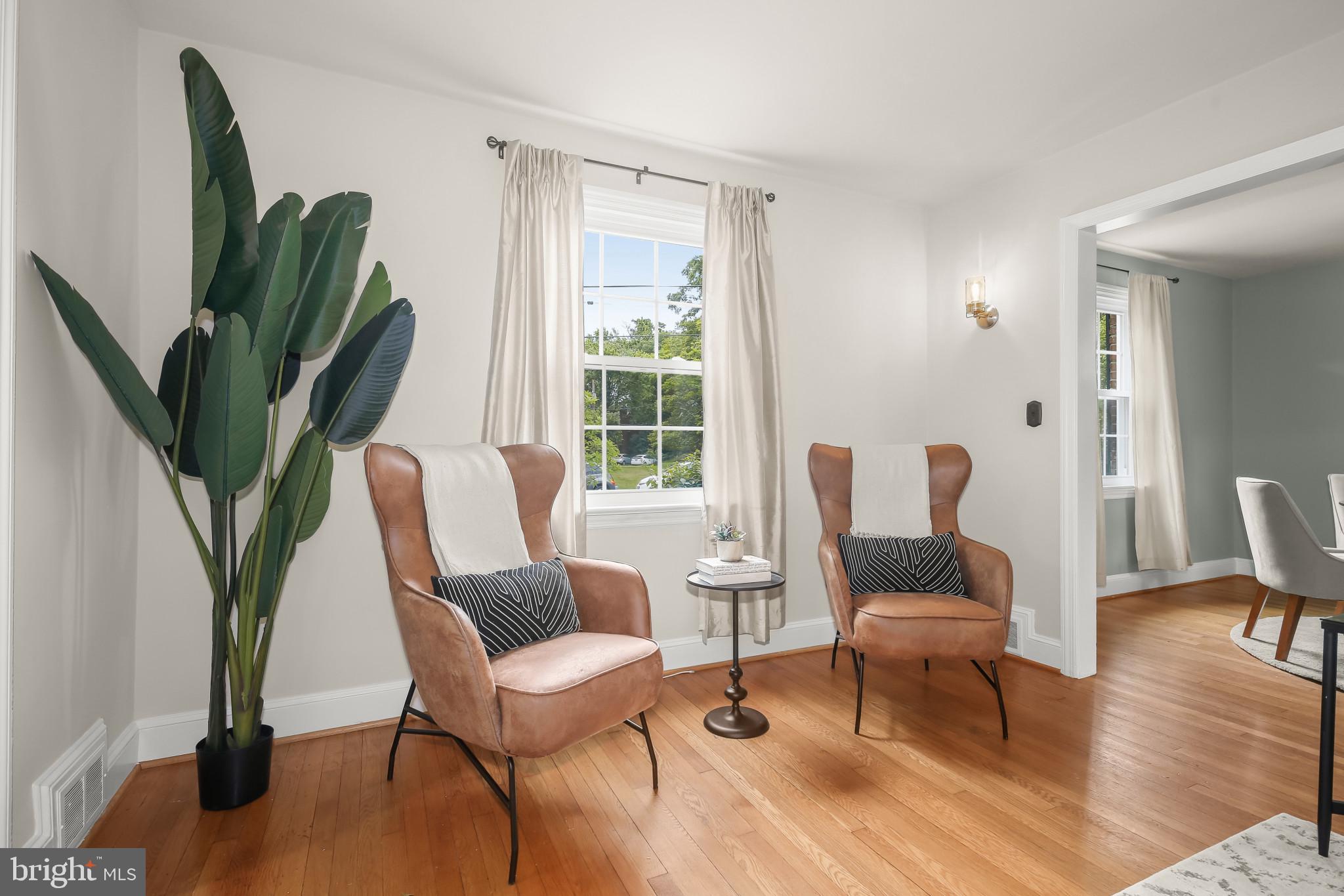 CALVERT HILLS - Residential