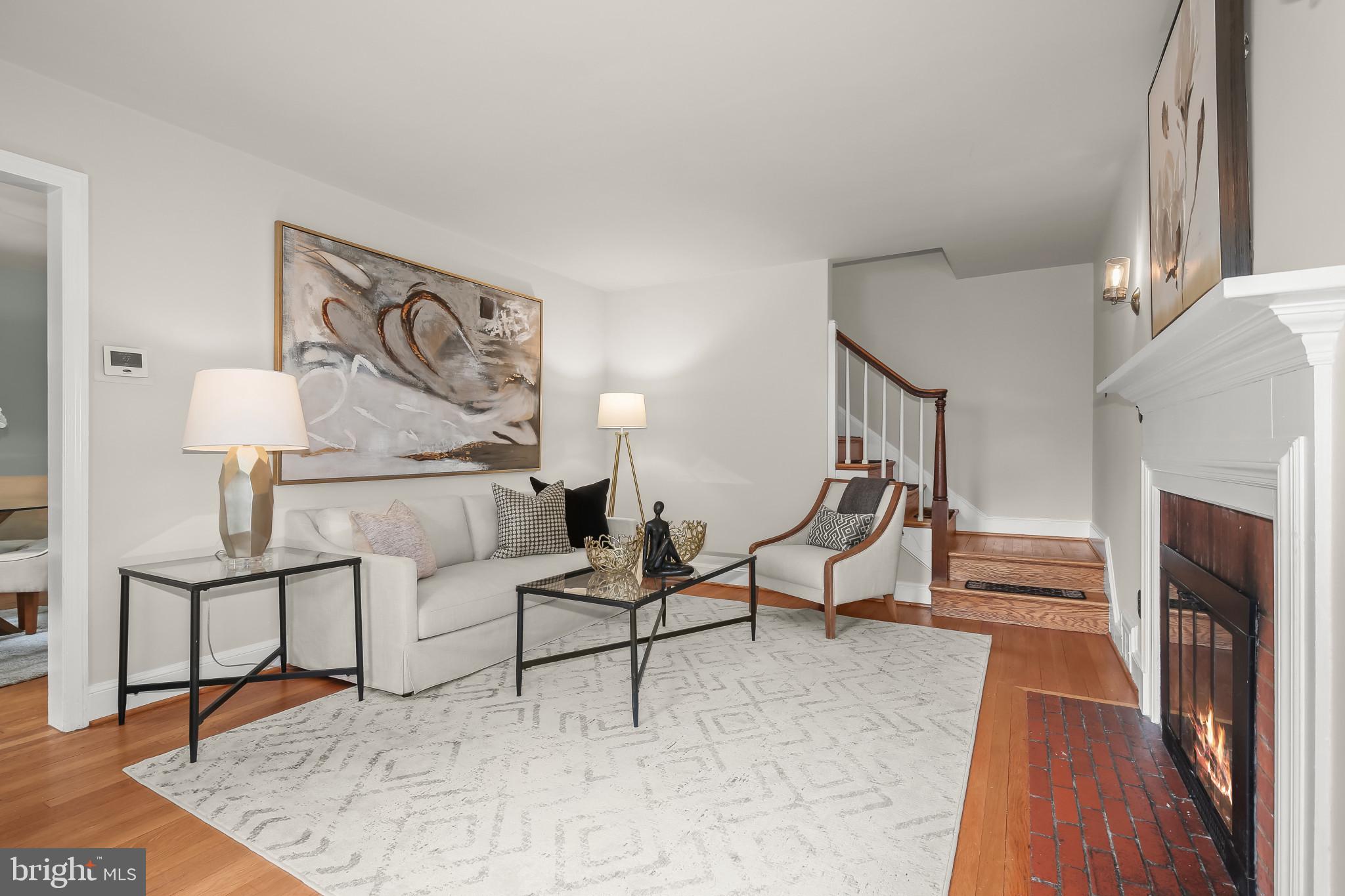 CALVERT HILLS - Residential