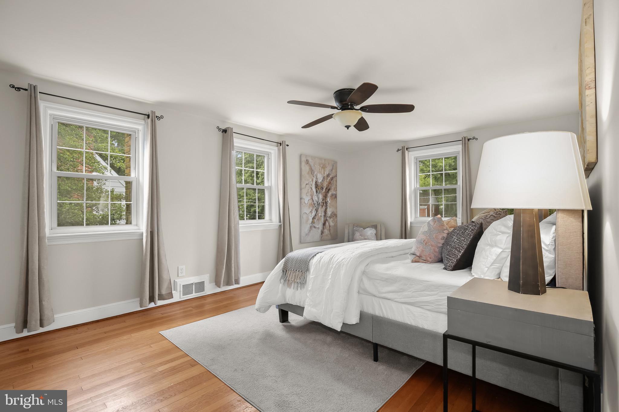 CALVERT HILLS - Residential