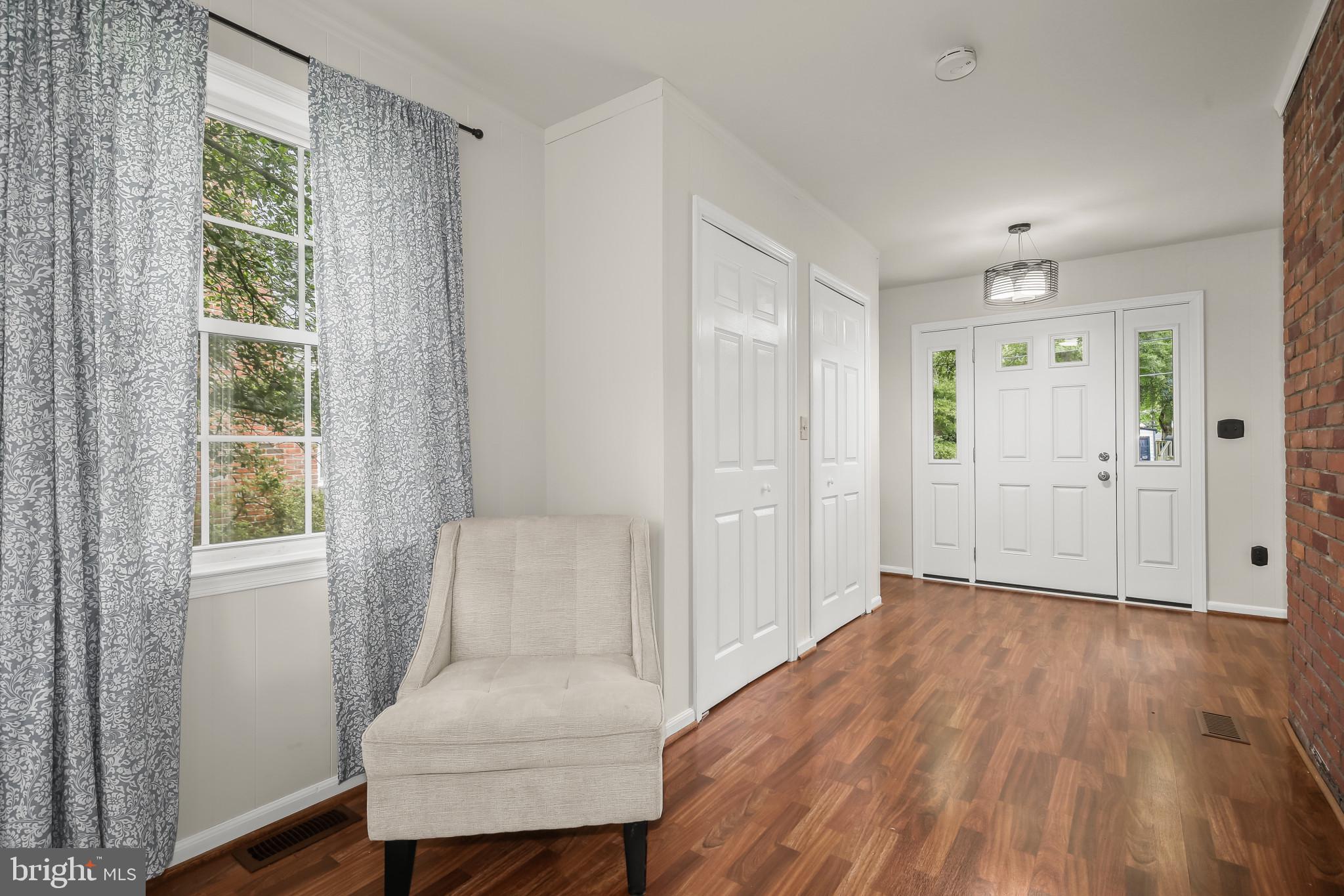 CALVERT HILLS - Residential