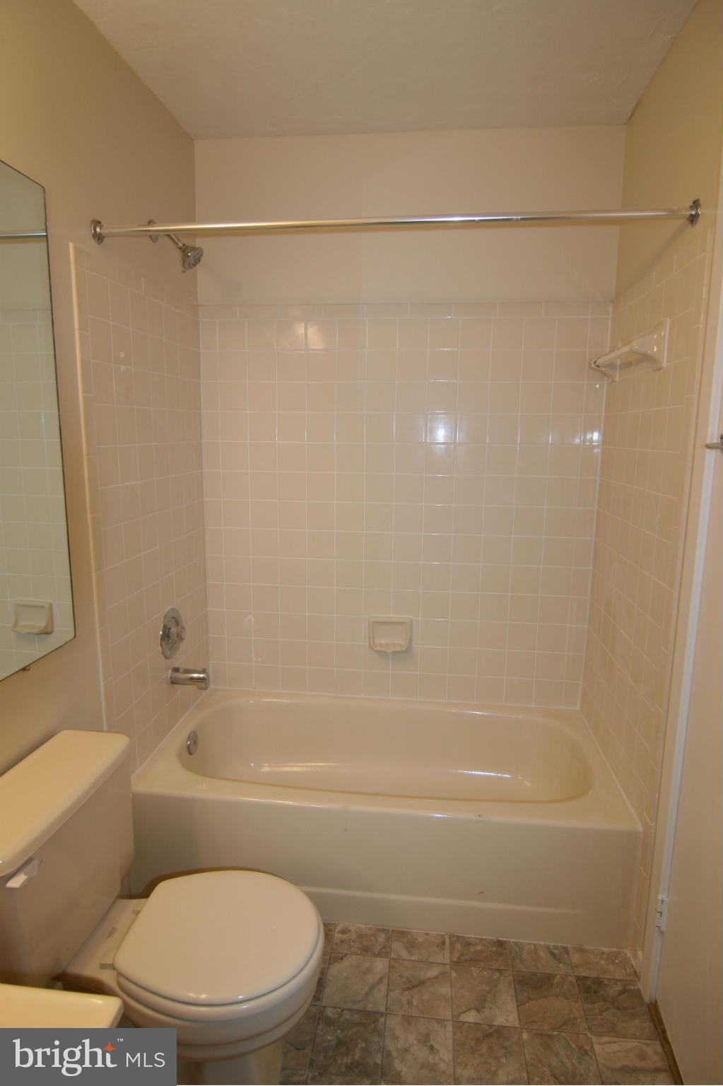 SUMMERRIDGE - Residential Lease