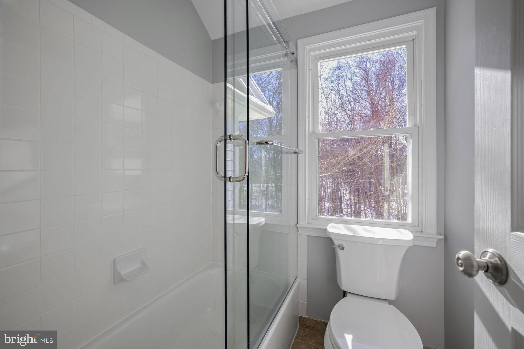 PINEY SPRING - Residential Lease