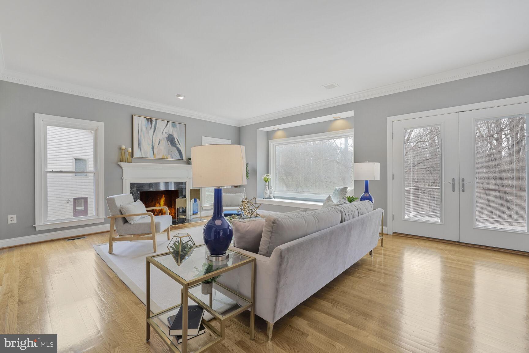 PINEY SPRING - Residential Lease