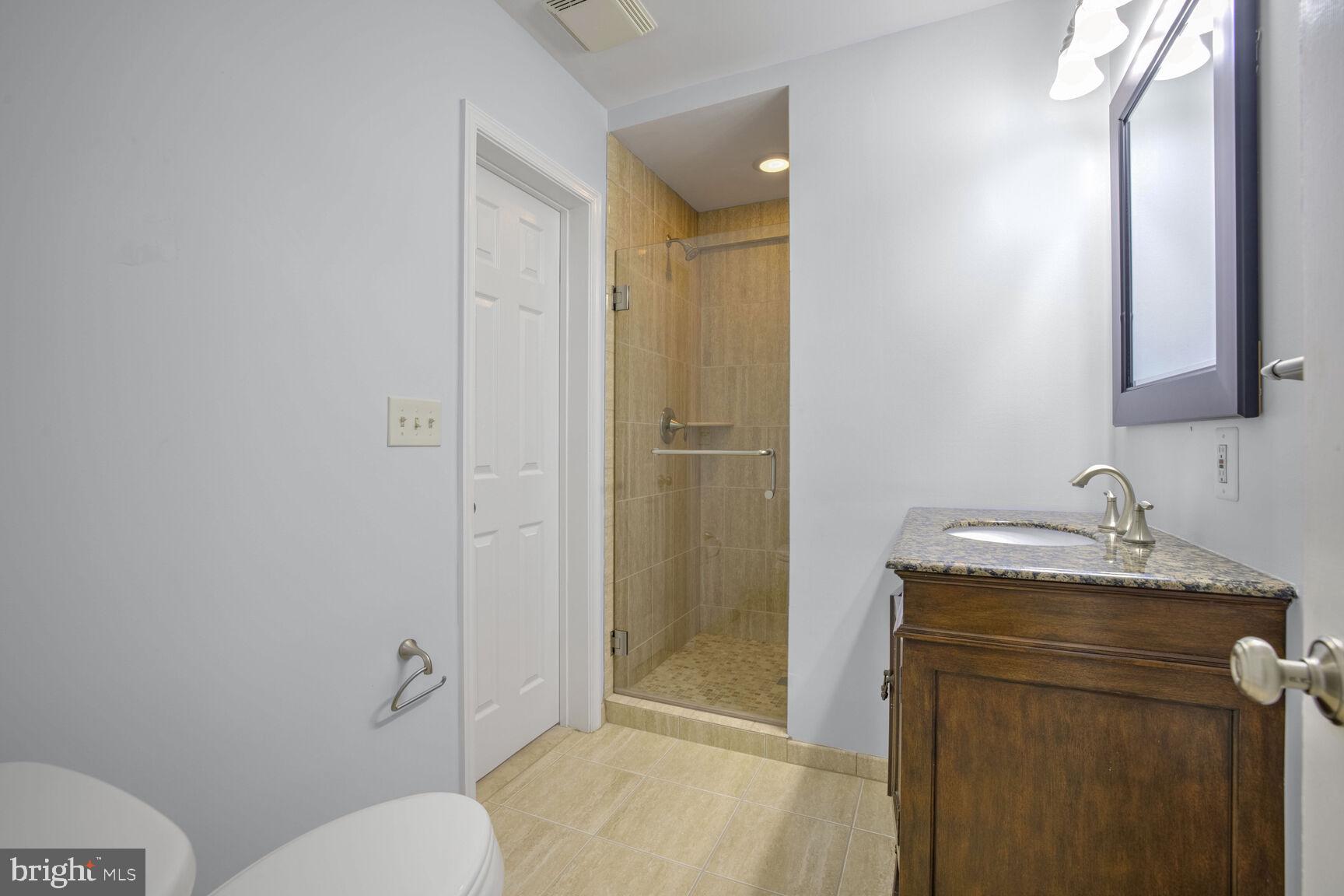 PINEY SPRING - Residential Lease