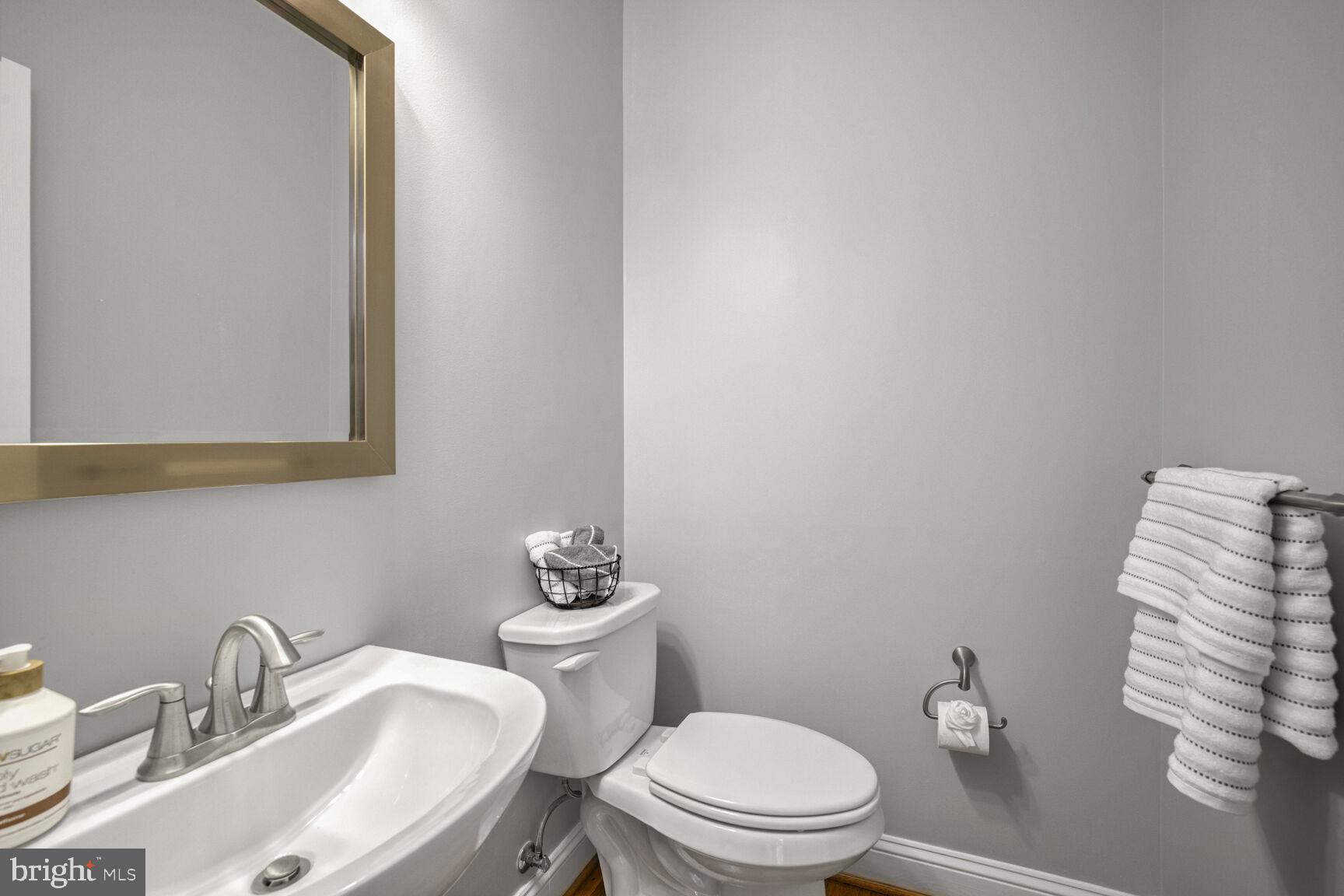 PINEY SPRING - Residential Lease