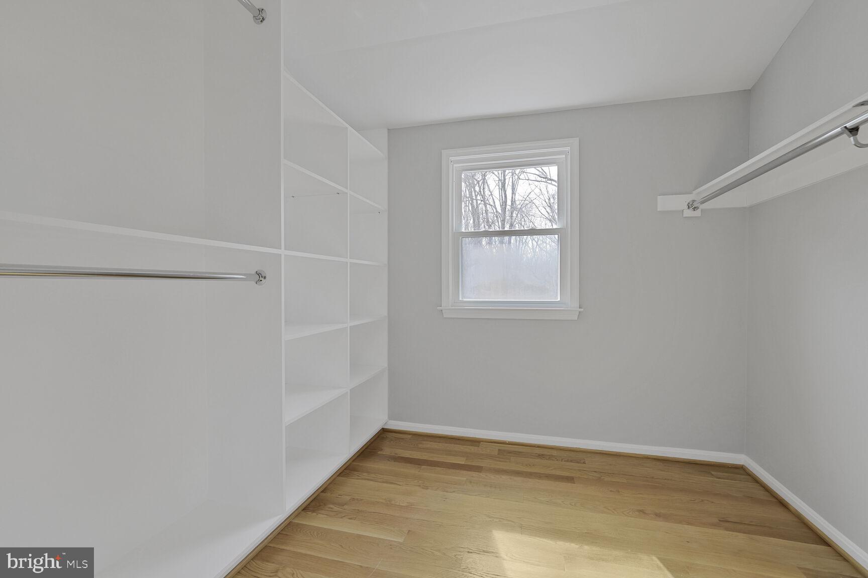 PINEY SPRING - Residential Lease