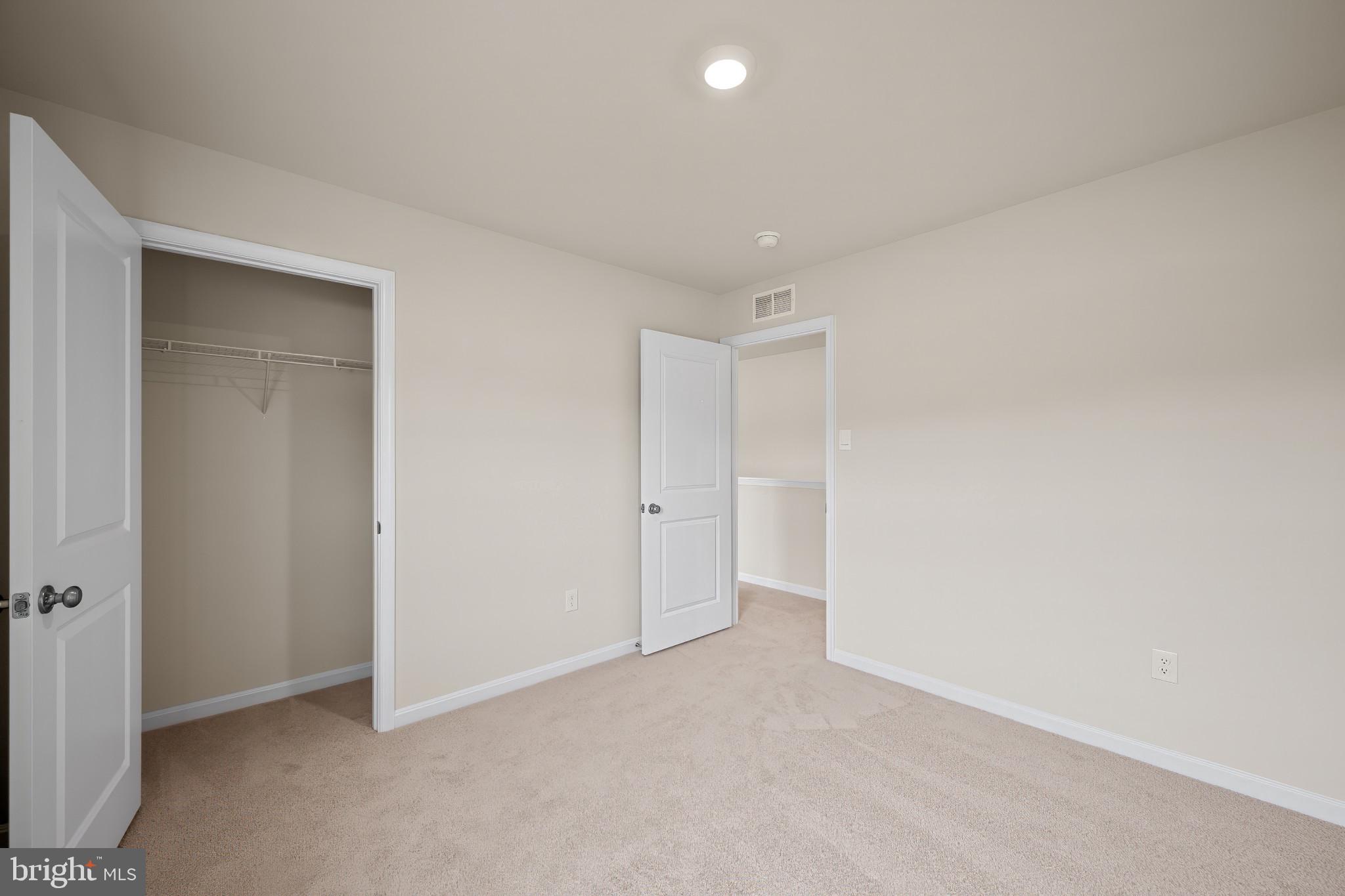 PEMBROOKE - Residential