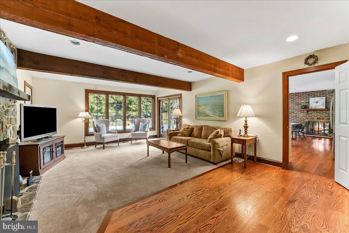 WYLLPEN FARM - Residential