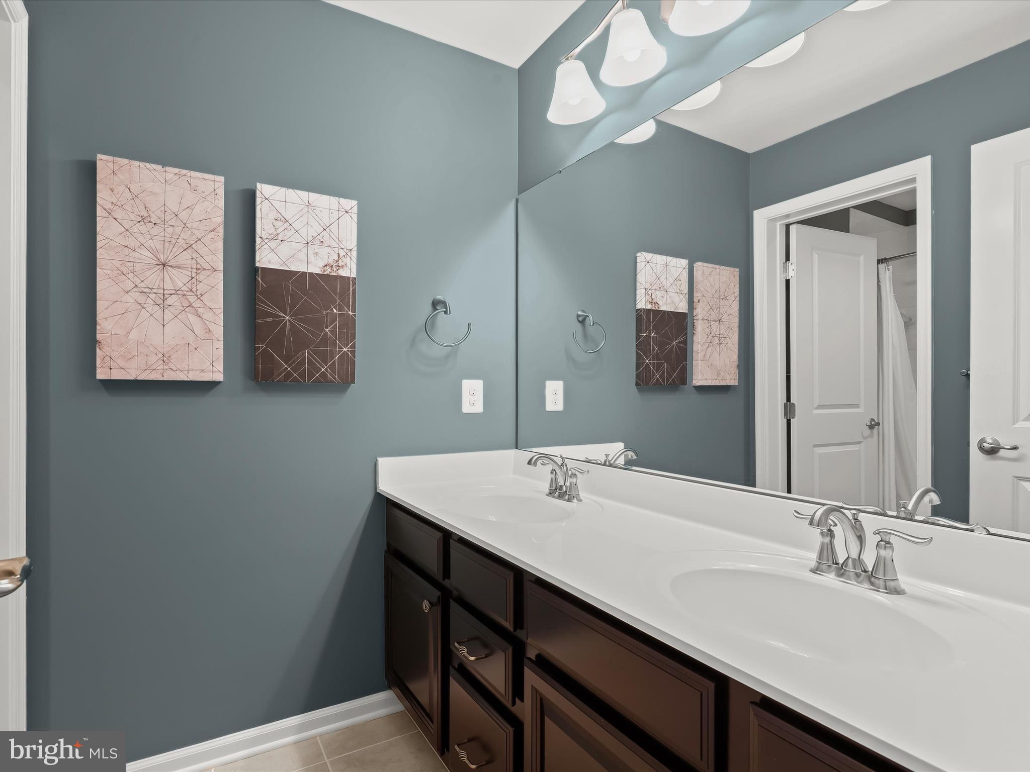 WAVERLY WOODS - Residential