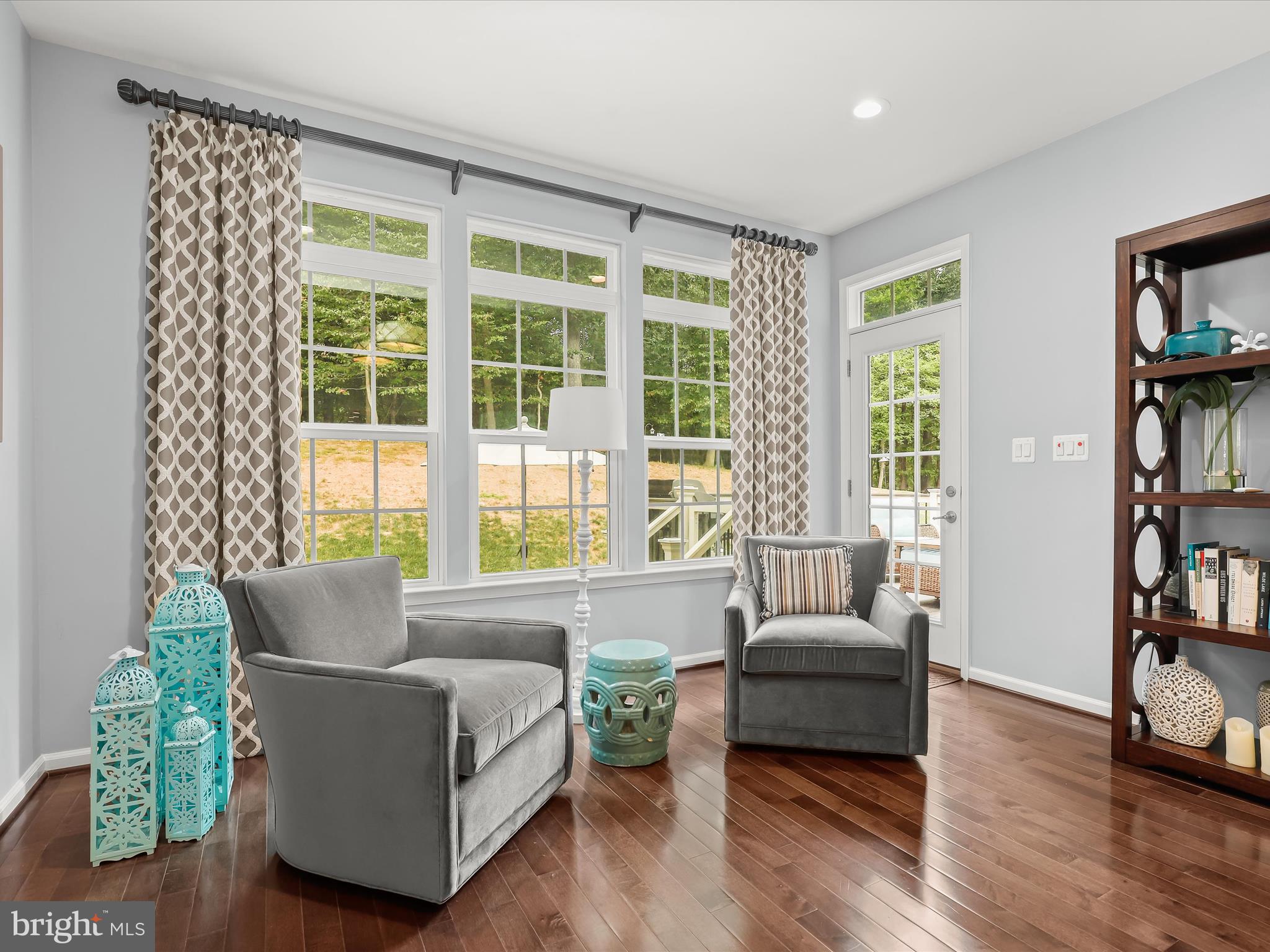 WAVERLY WOODS - Residential