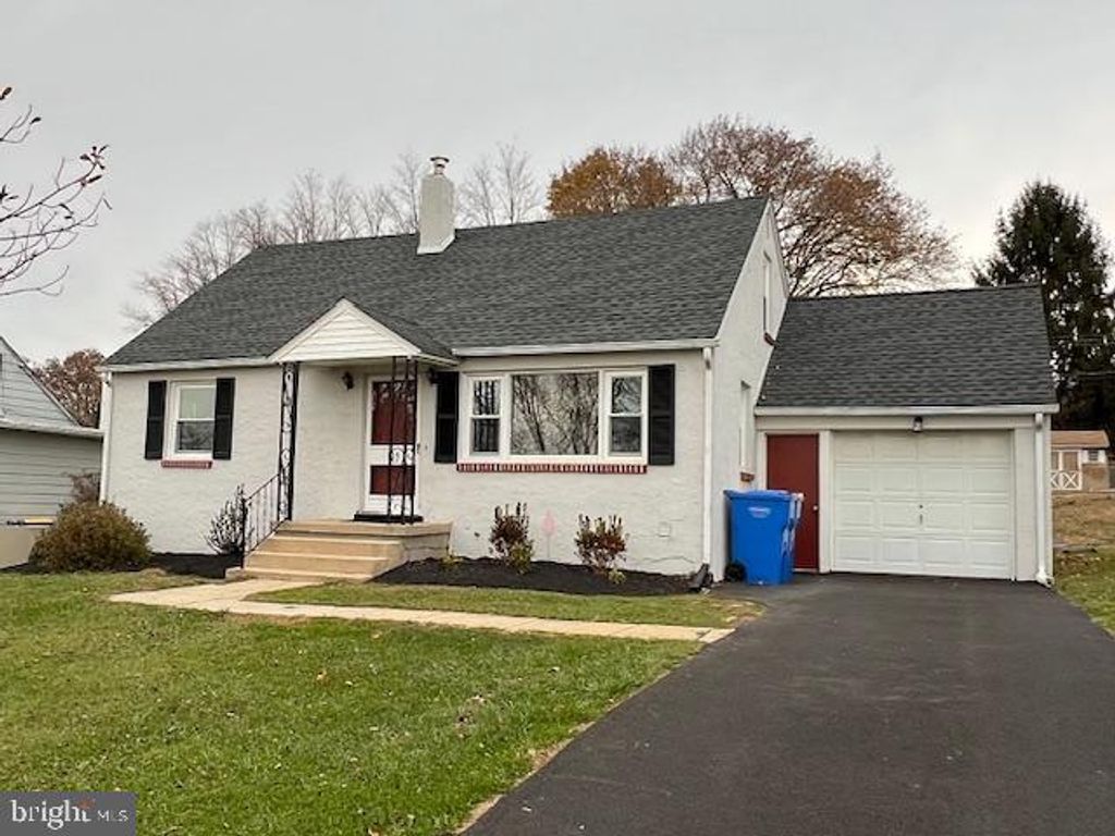 Photo of 105 E 2nd Avenue, PARKESBURG, PA 19365 (MLS # PACT2113840)
