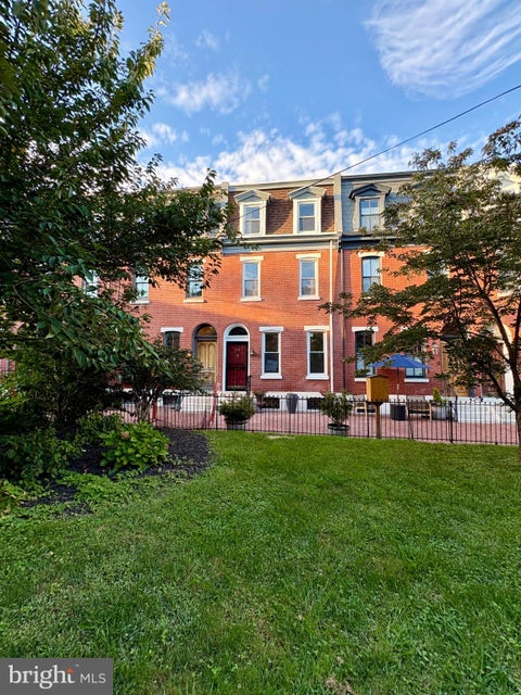 Townhouse For Sale - 2345 St Albans Place<br/> PHILADELPHIA, PA 19146