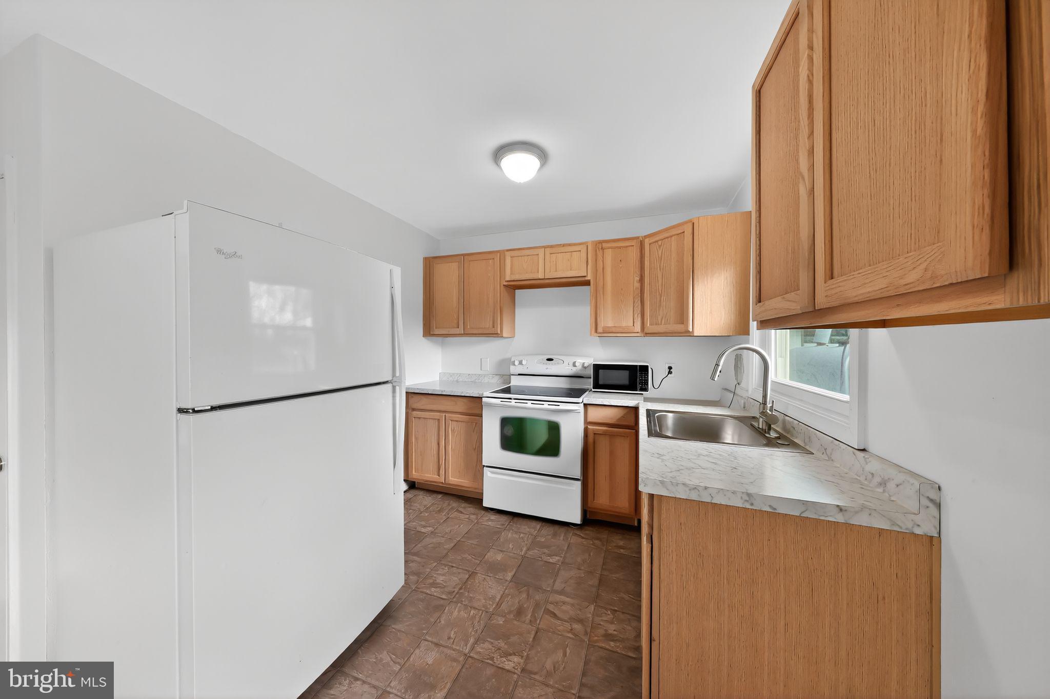 KENT ACRES - Residential