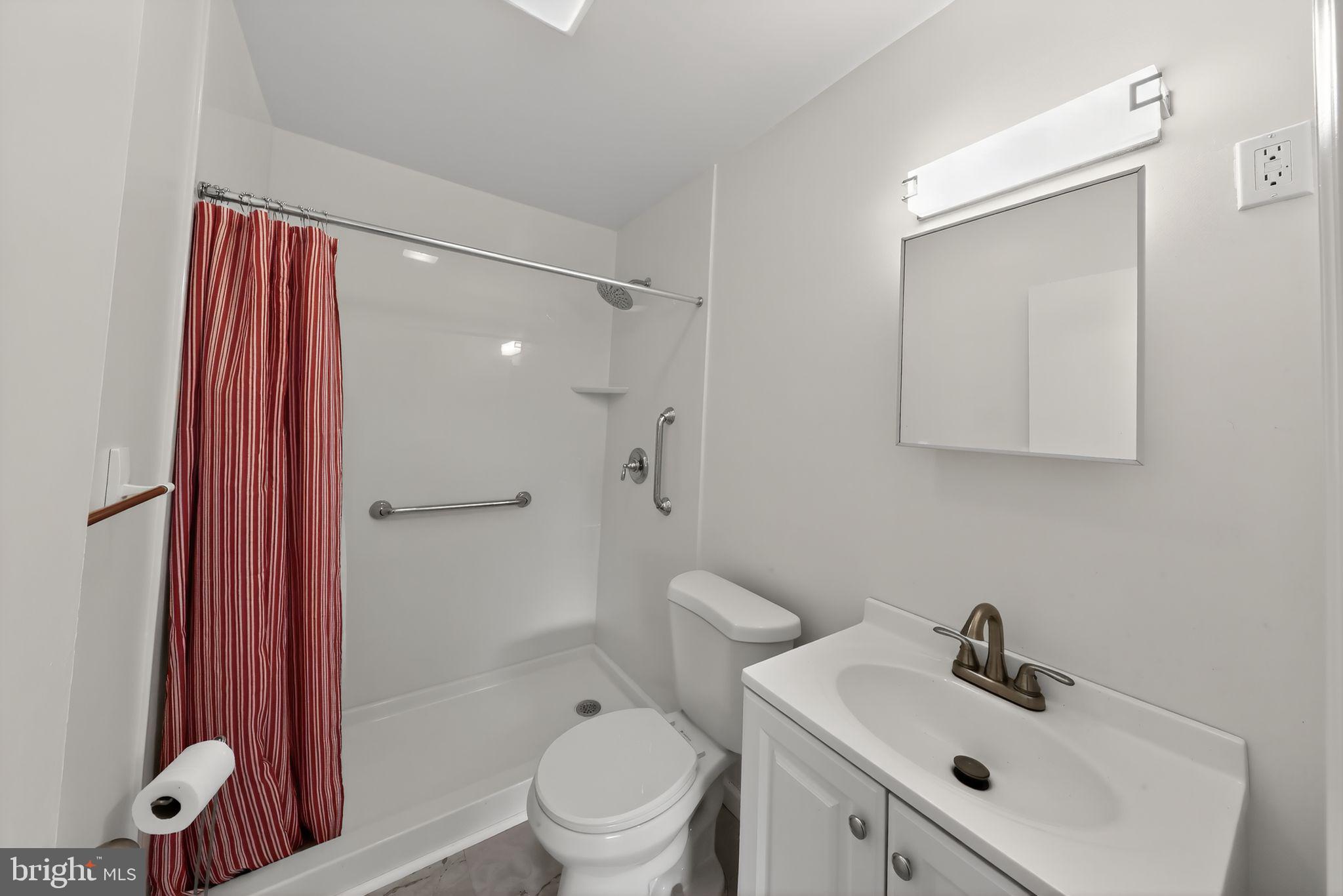 KENT ACRES - Residential