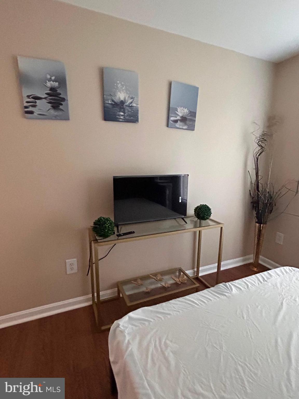 8 TROUT LILY COURT