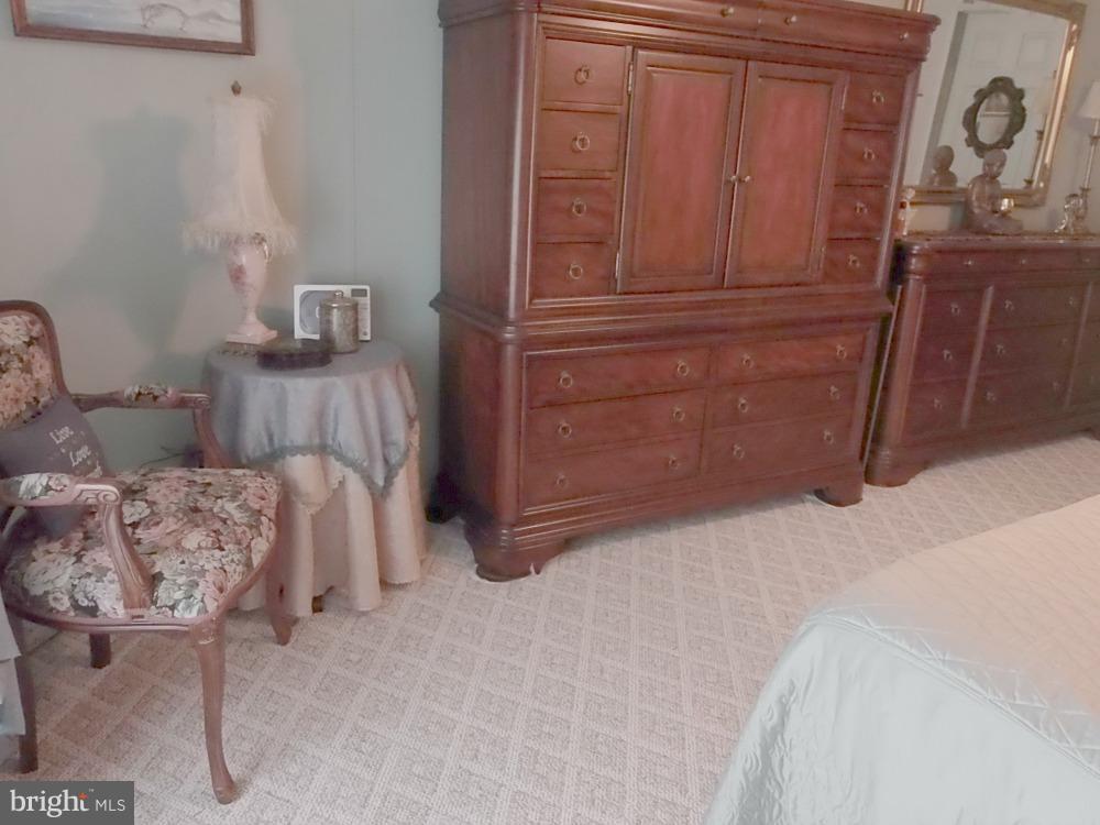 EASTON - Residential