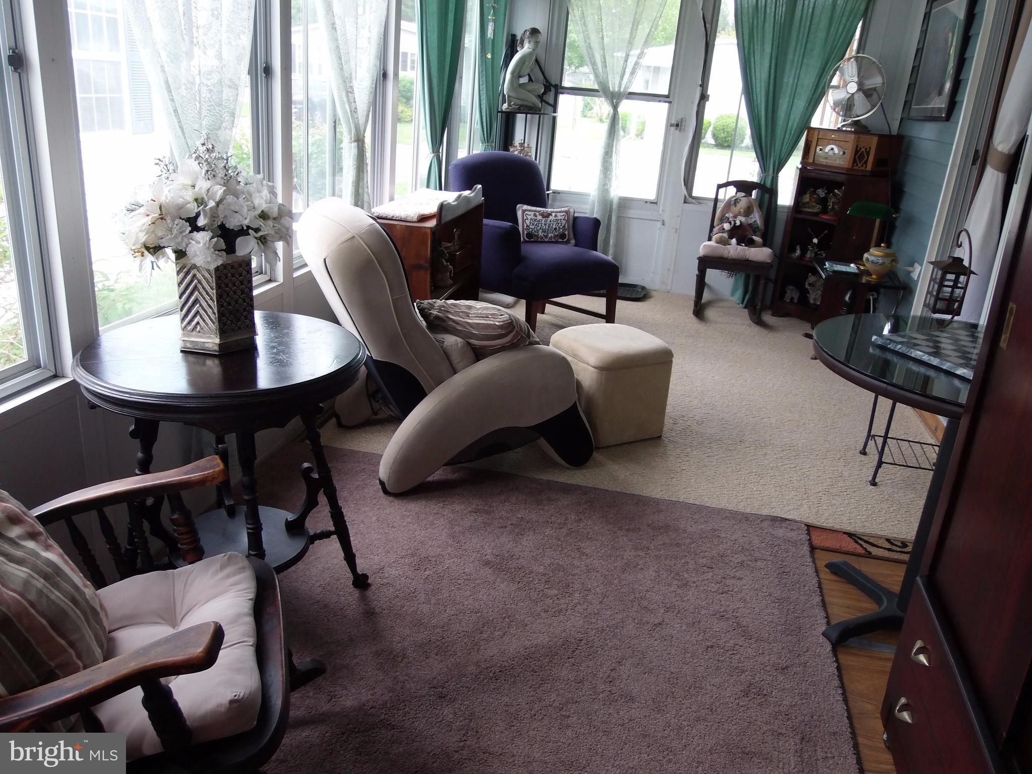 EASTON - Residential