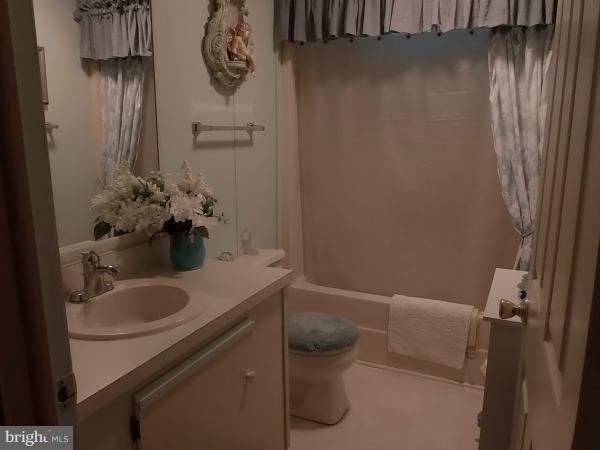 EASTON - Residential