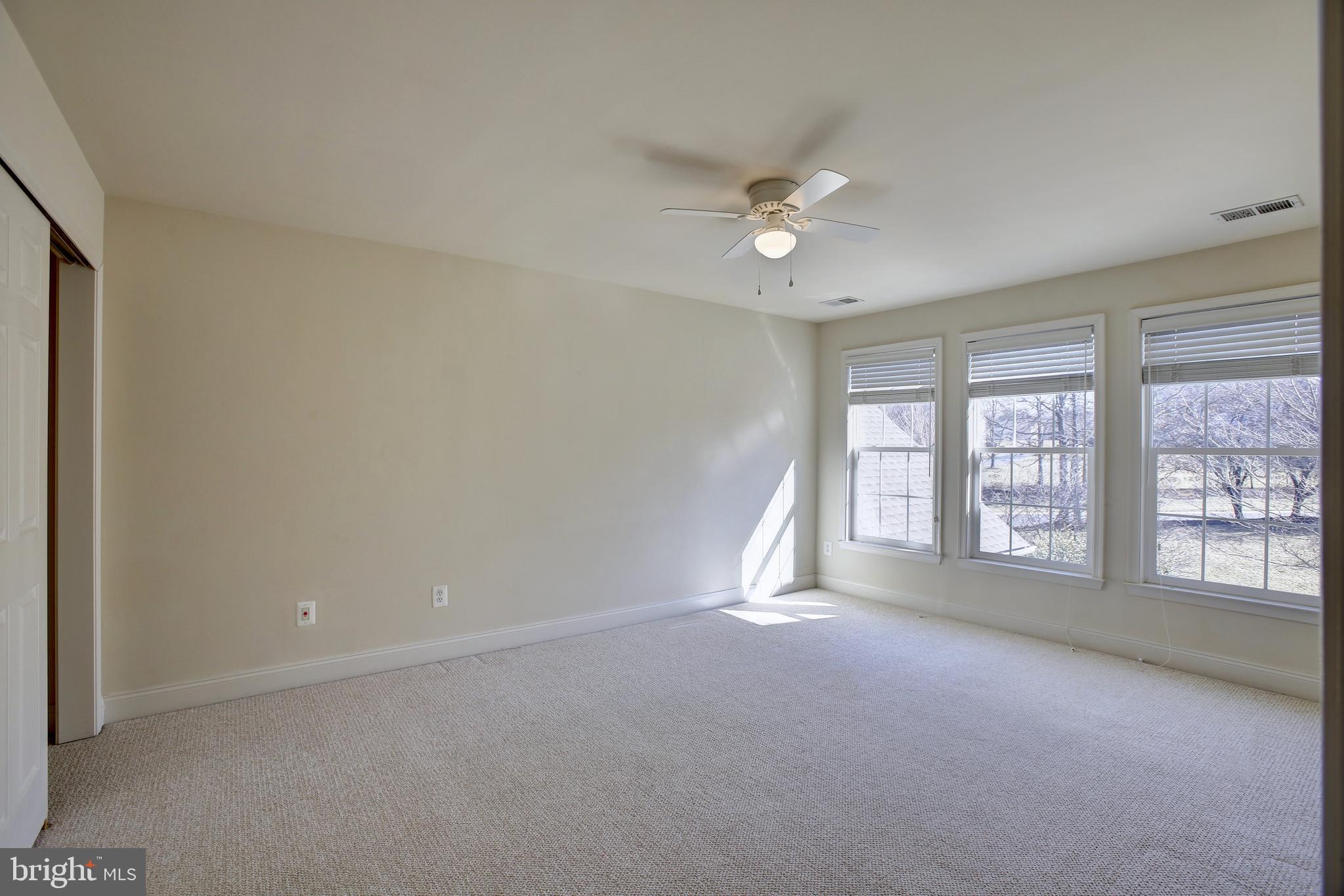 BELMONT LAND BAY - Residential Lease