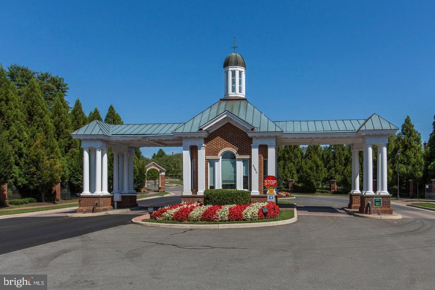 BELMONT LAND BAY - Residential Lease