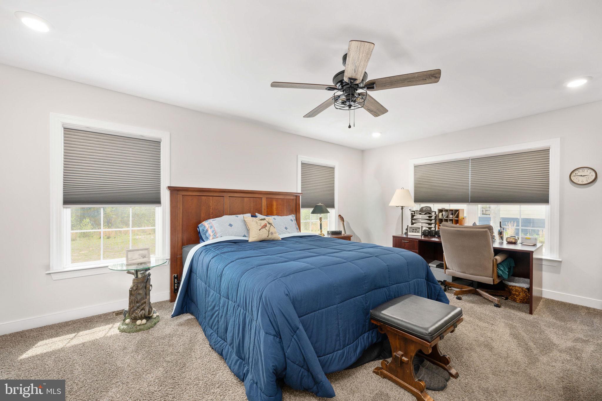 EQUESTRIAN LANDING - Residential