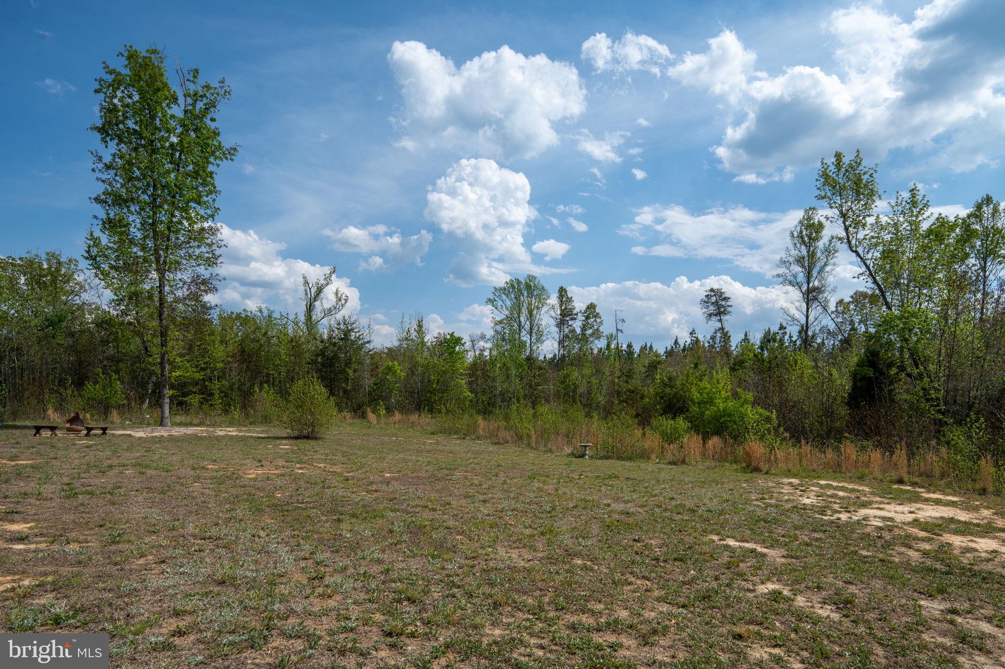 EQUESTRIAN LANDING - Residential