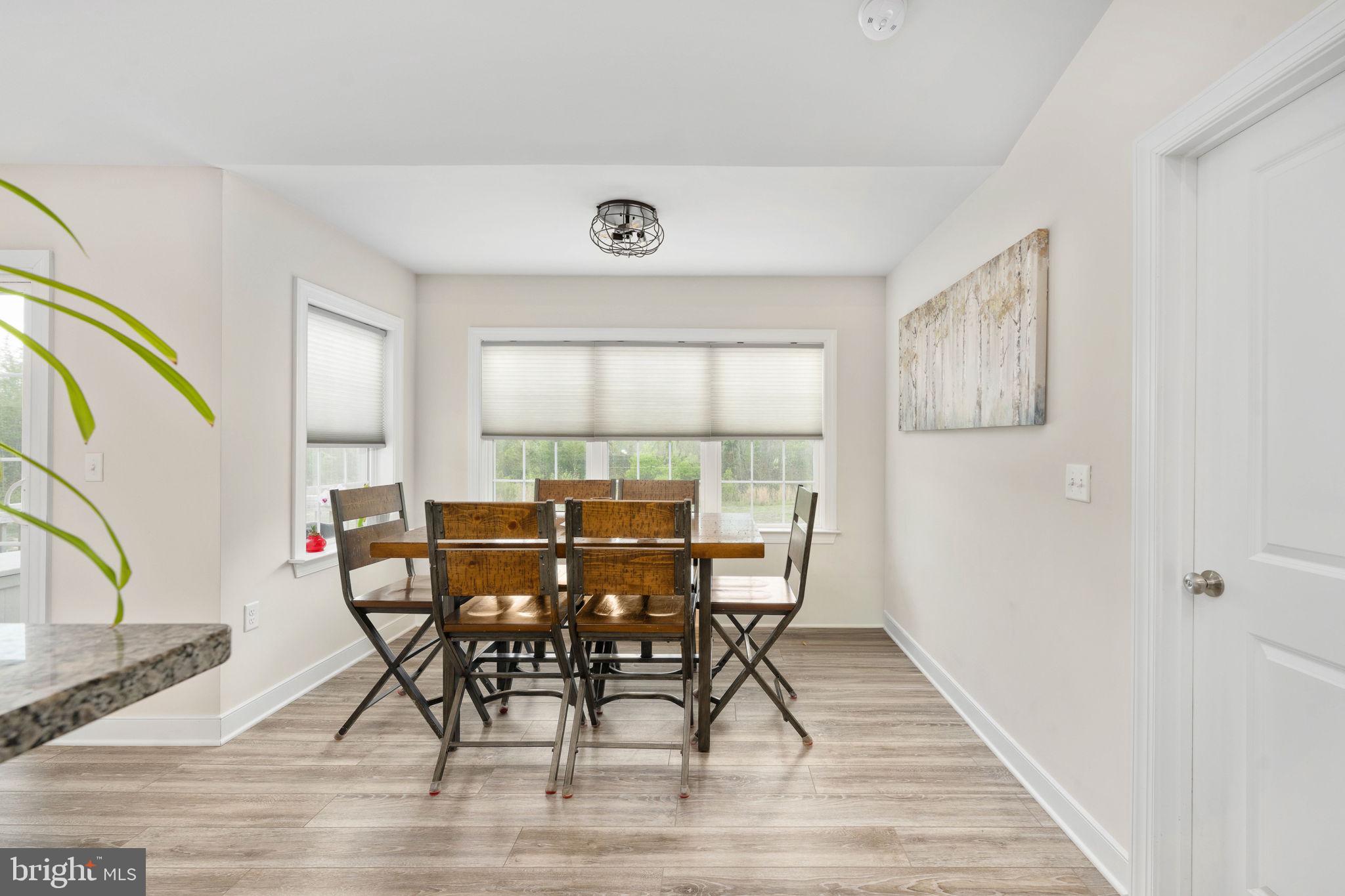 EQUESTRIAN LANDING - Residential