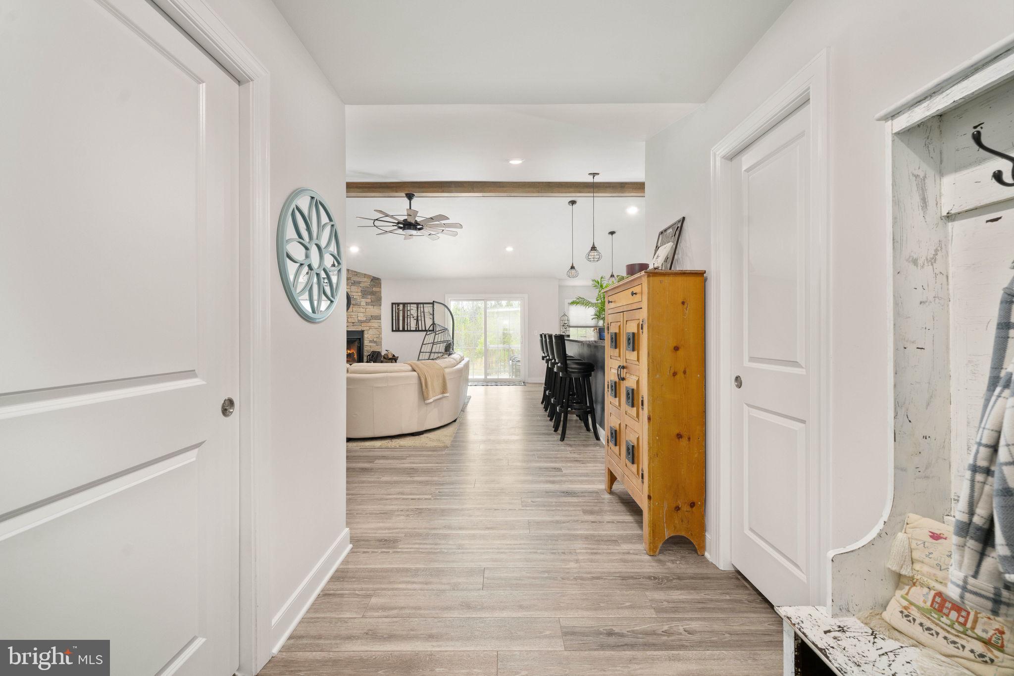 EQUESTRIAN LANDING - Residential