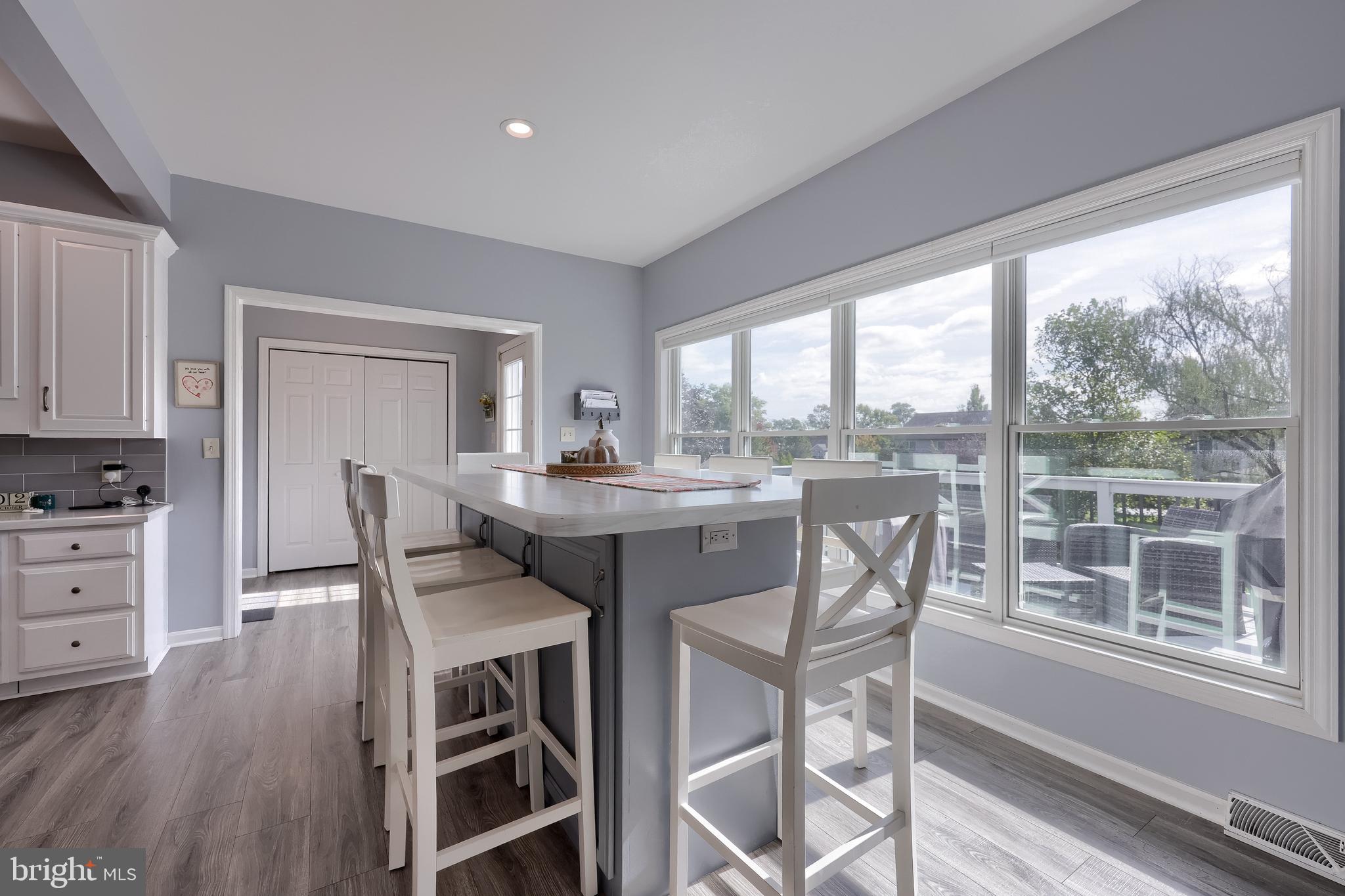COVEY RUN - Residential
