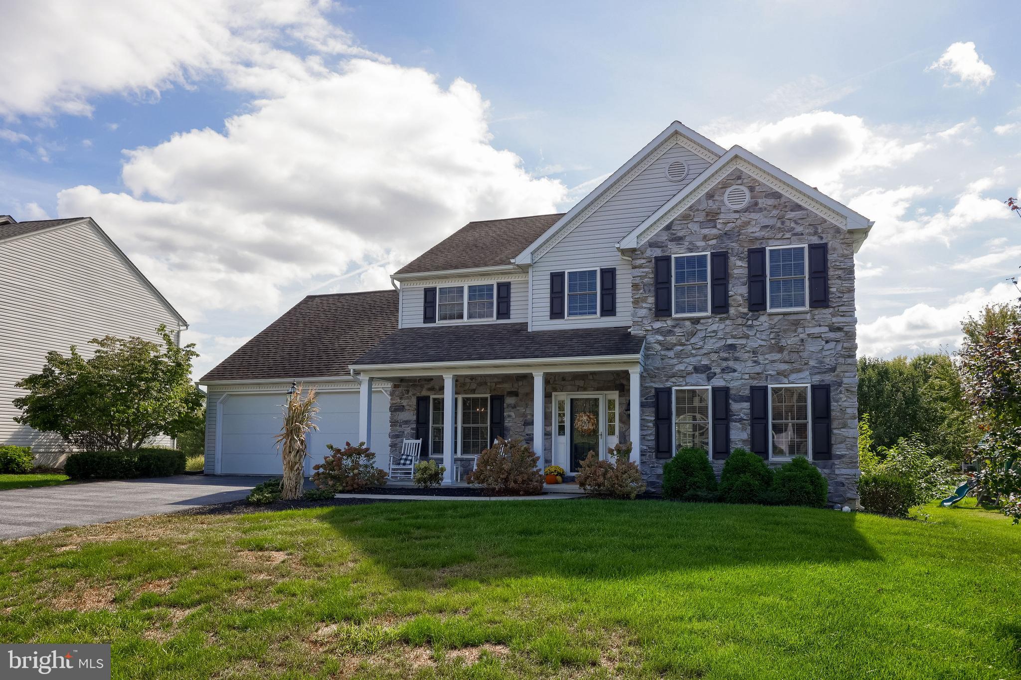 COVEY RUN - Residential
