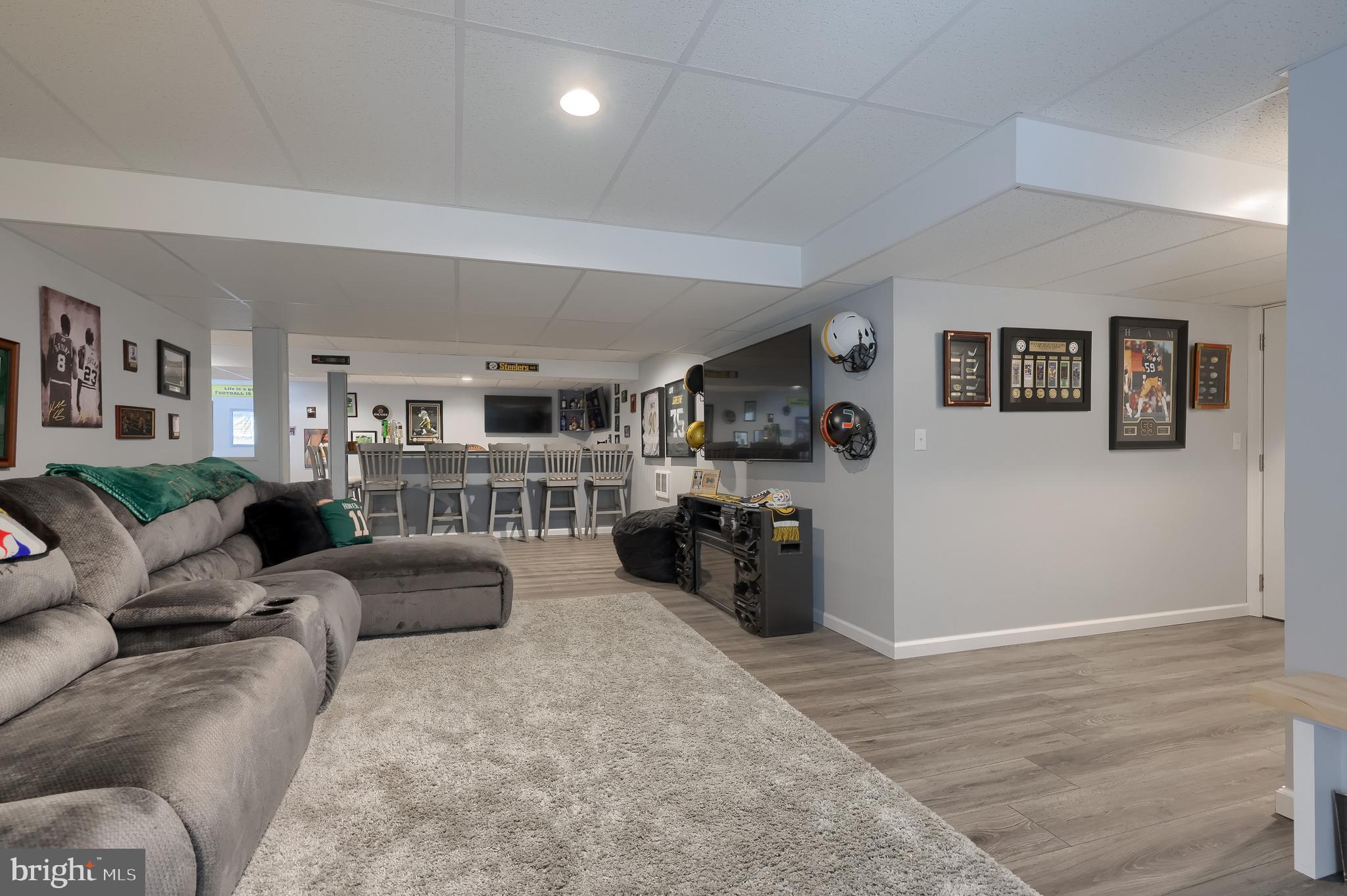COVEY RUN - Residential
