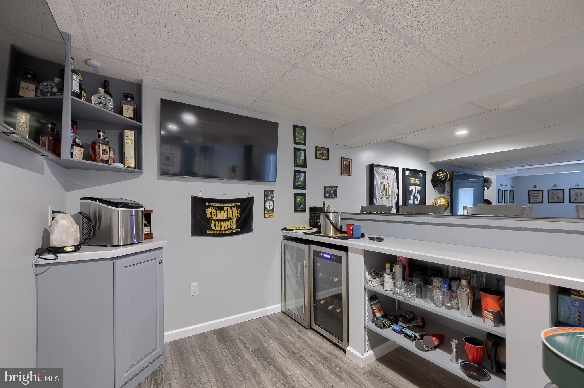 COVEY RUN - Residential