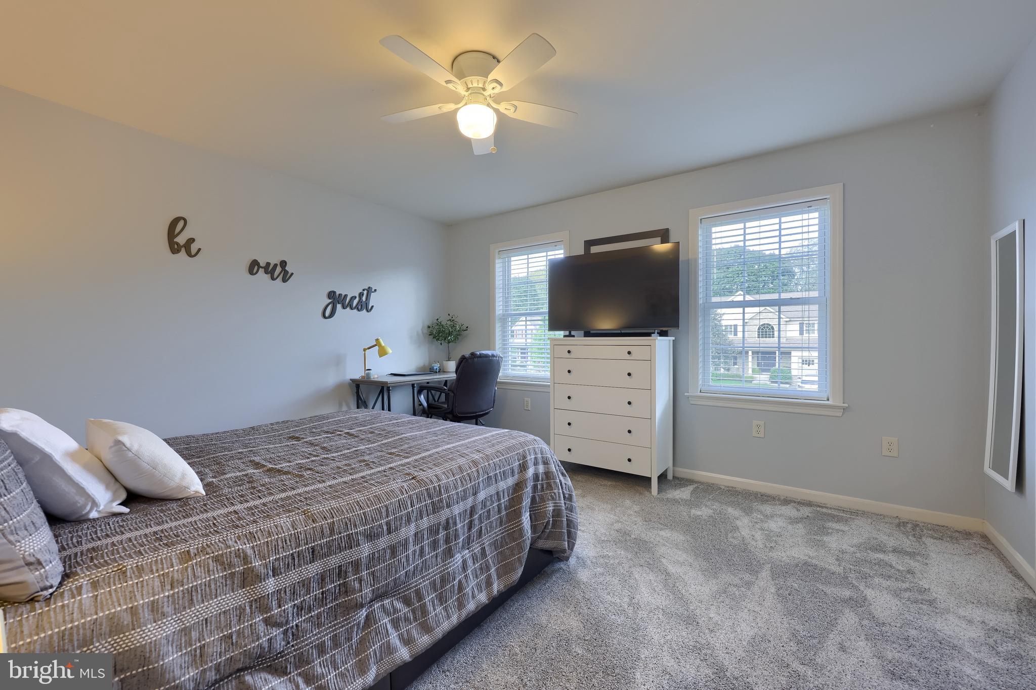 COVEY RUN - Residential