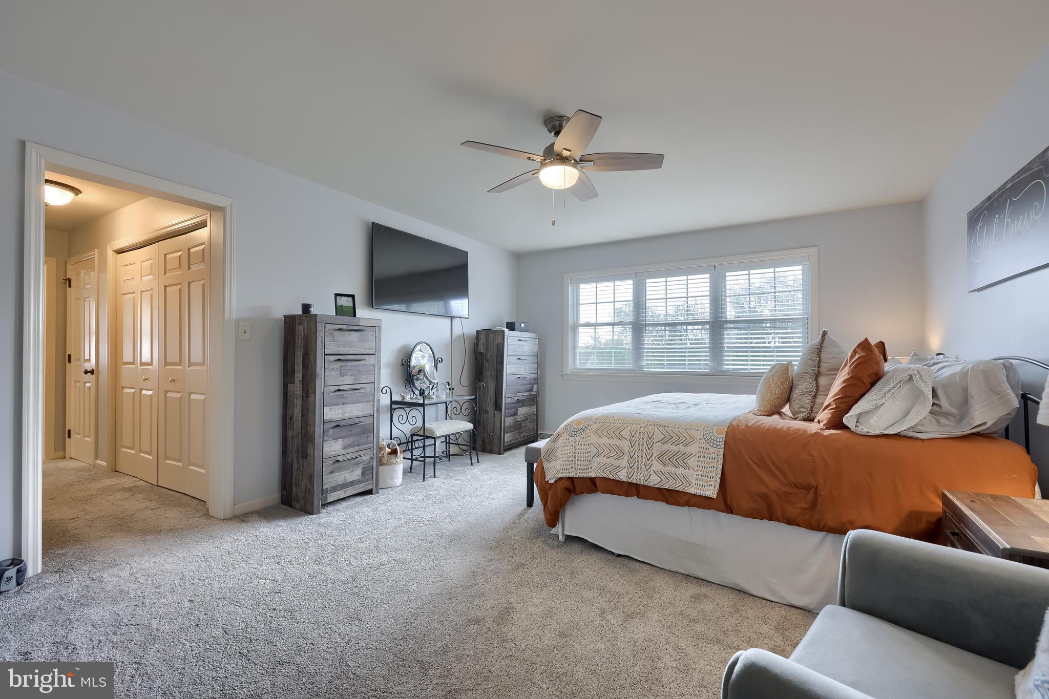 COVEY RUN - Residential
