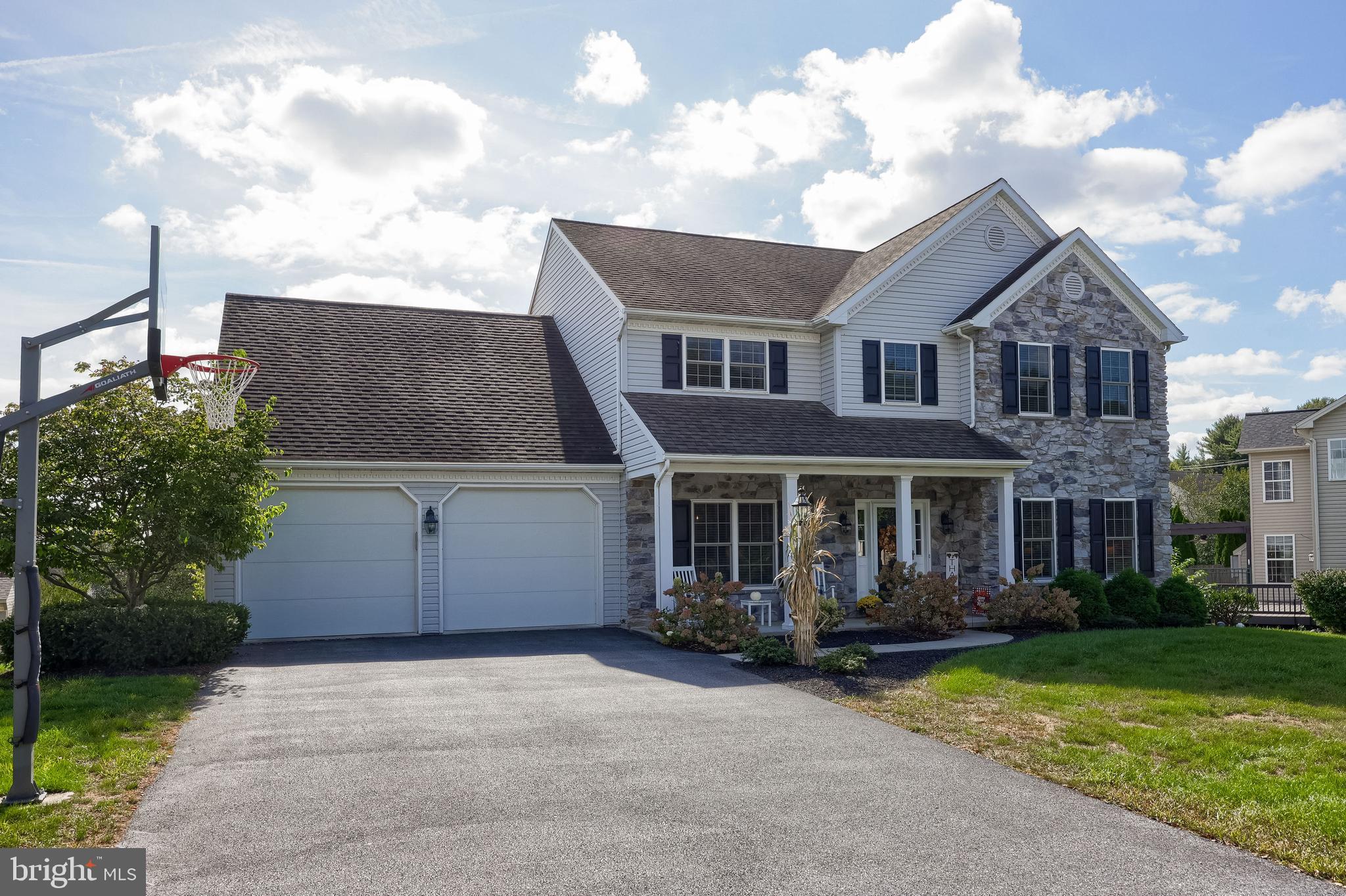COVEY RUN - Residential